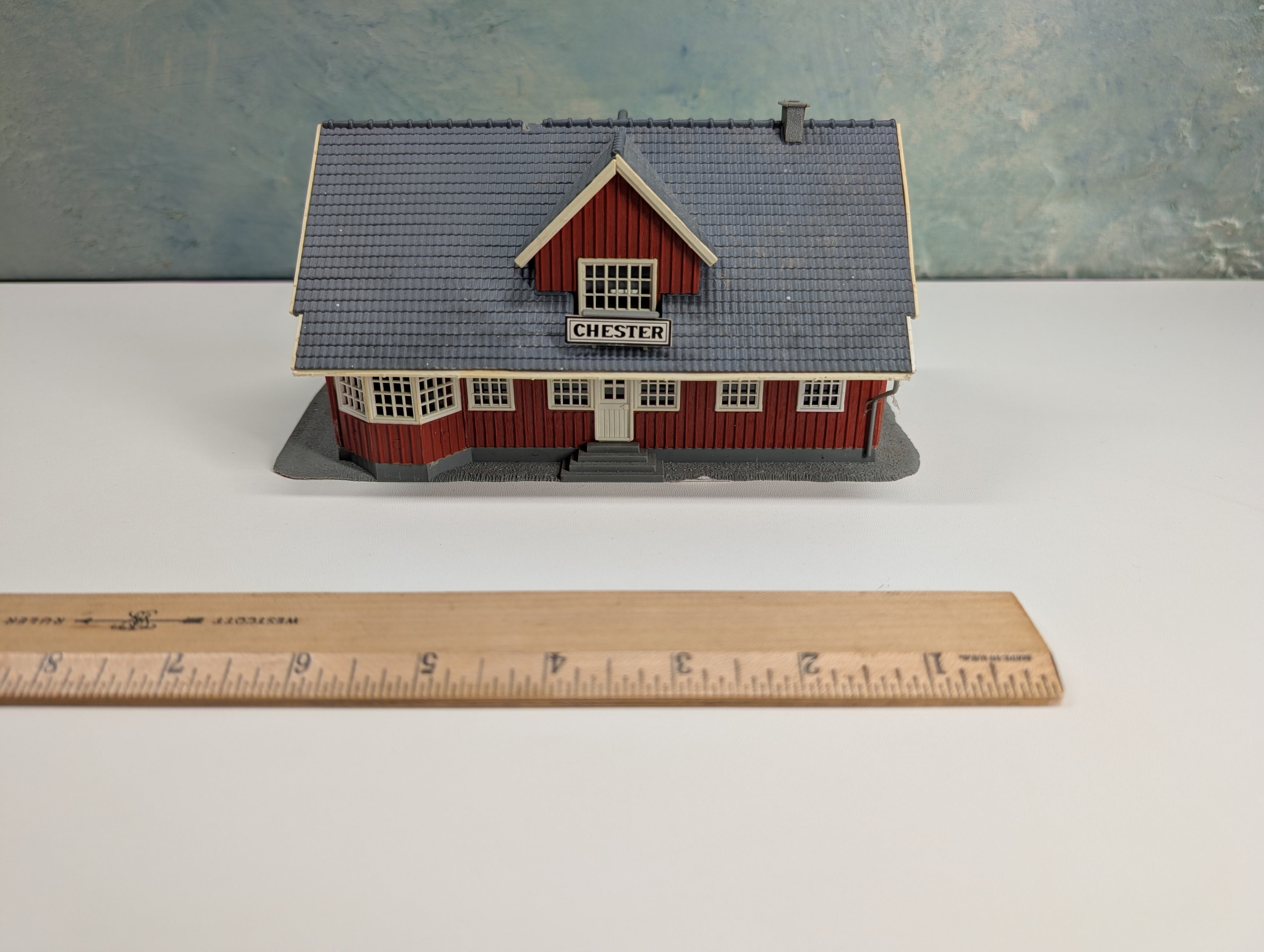 USED Model Power HO Scale Chester Station