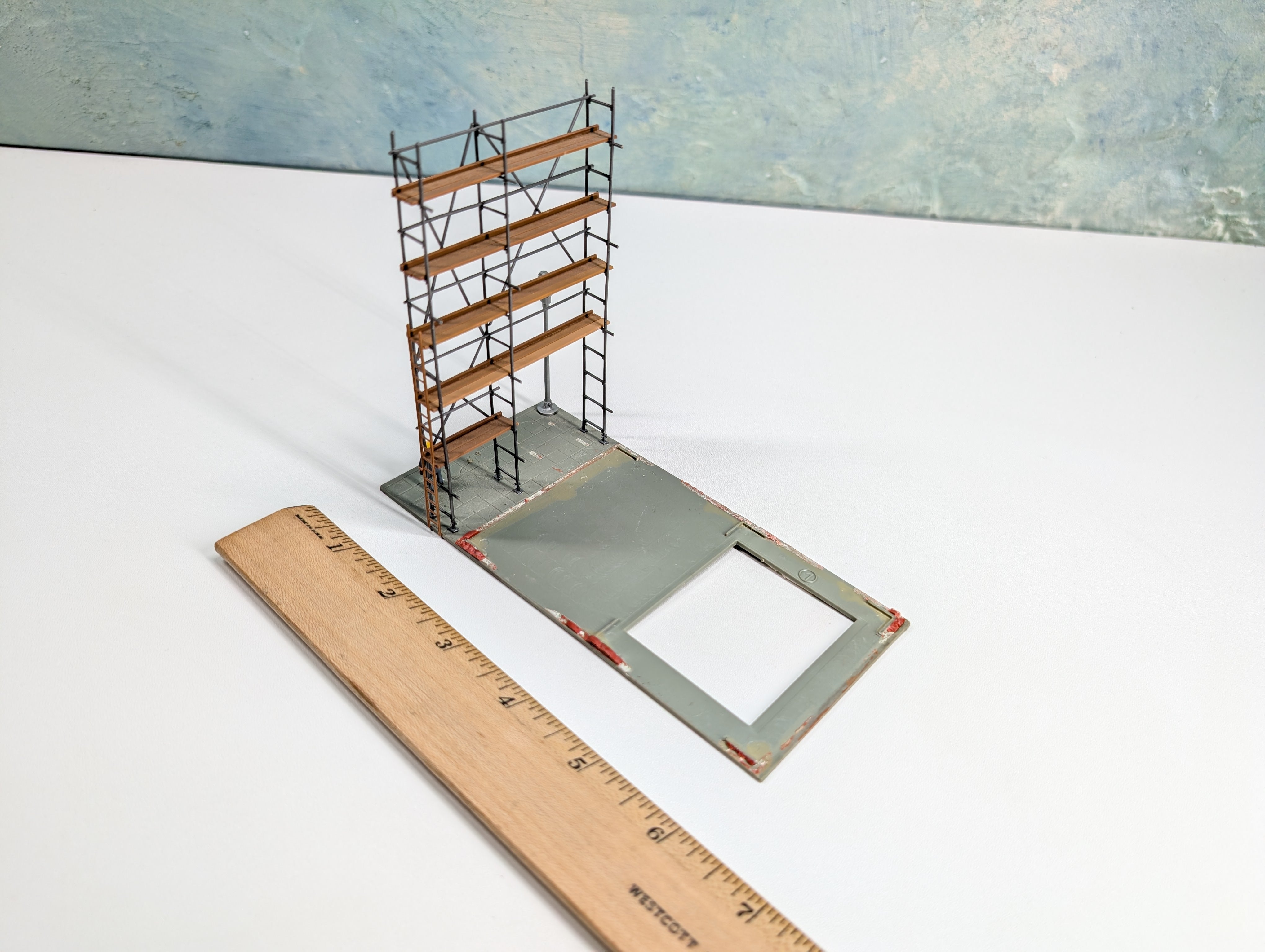 USED HO Scale Built Up Scaffolding on Platform