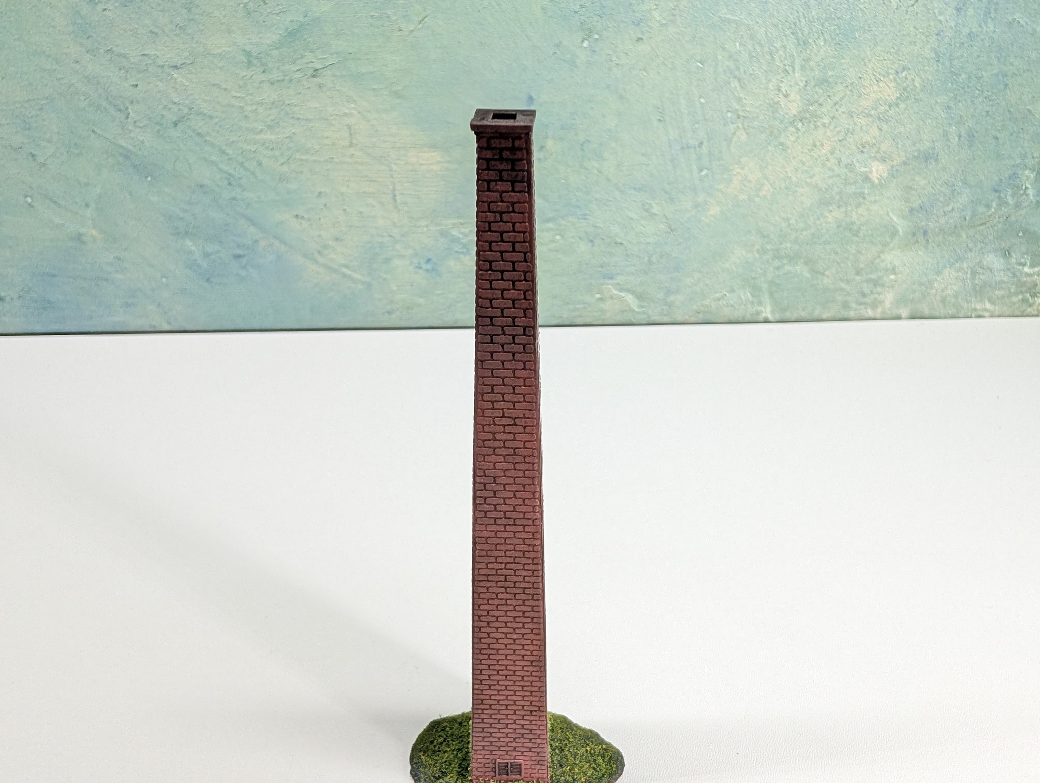 USED HO Scale Brick Smoke Stack w/ Greenery