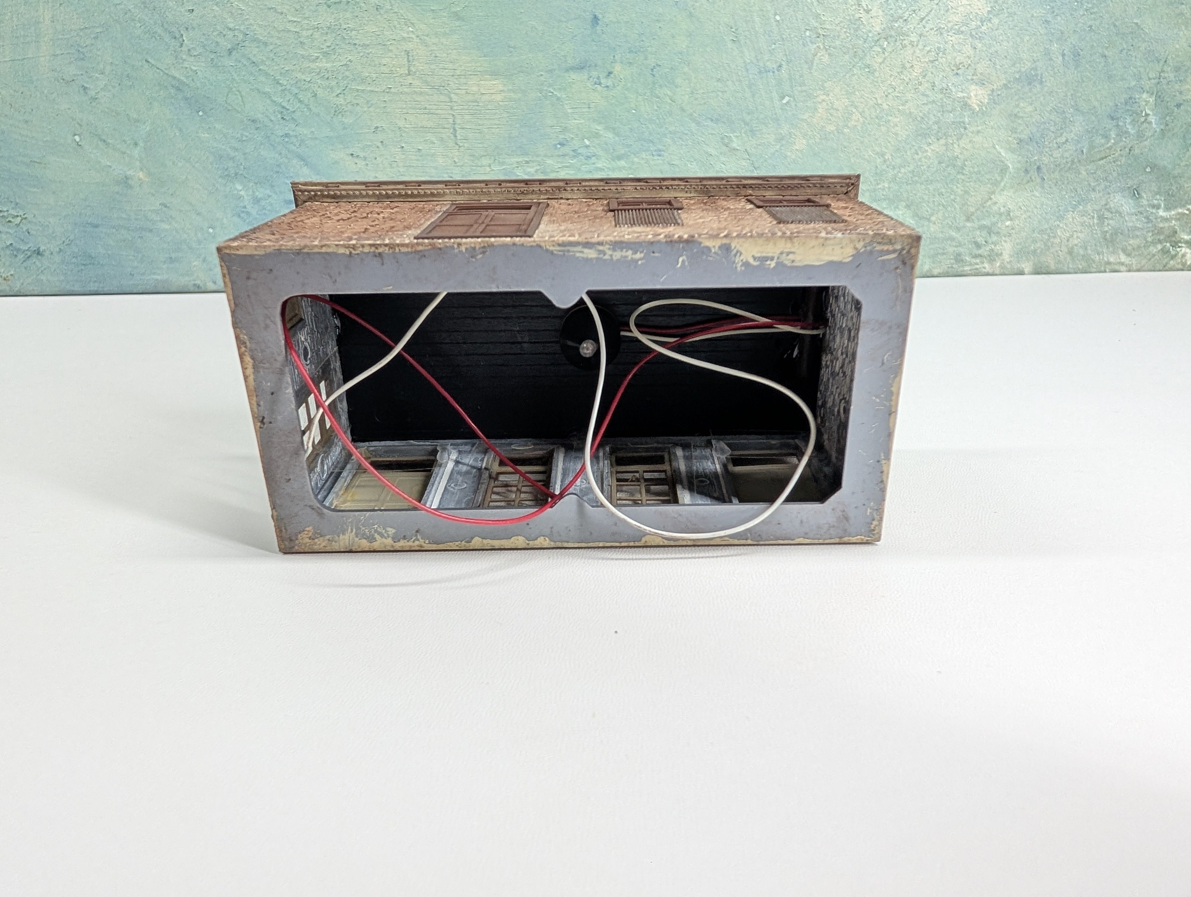 USED HO Scale Weathered Brick Storage Building