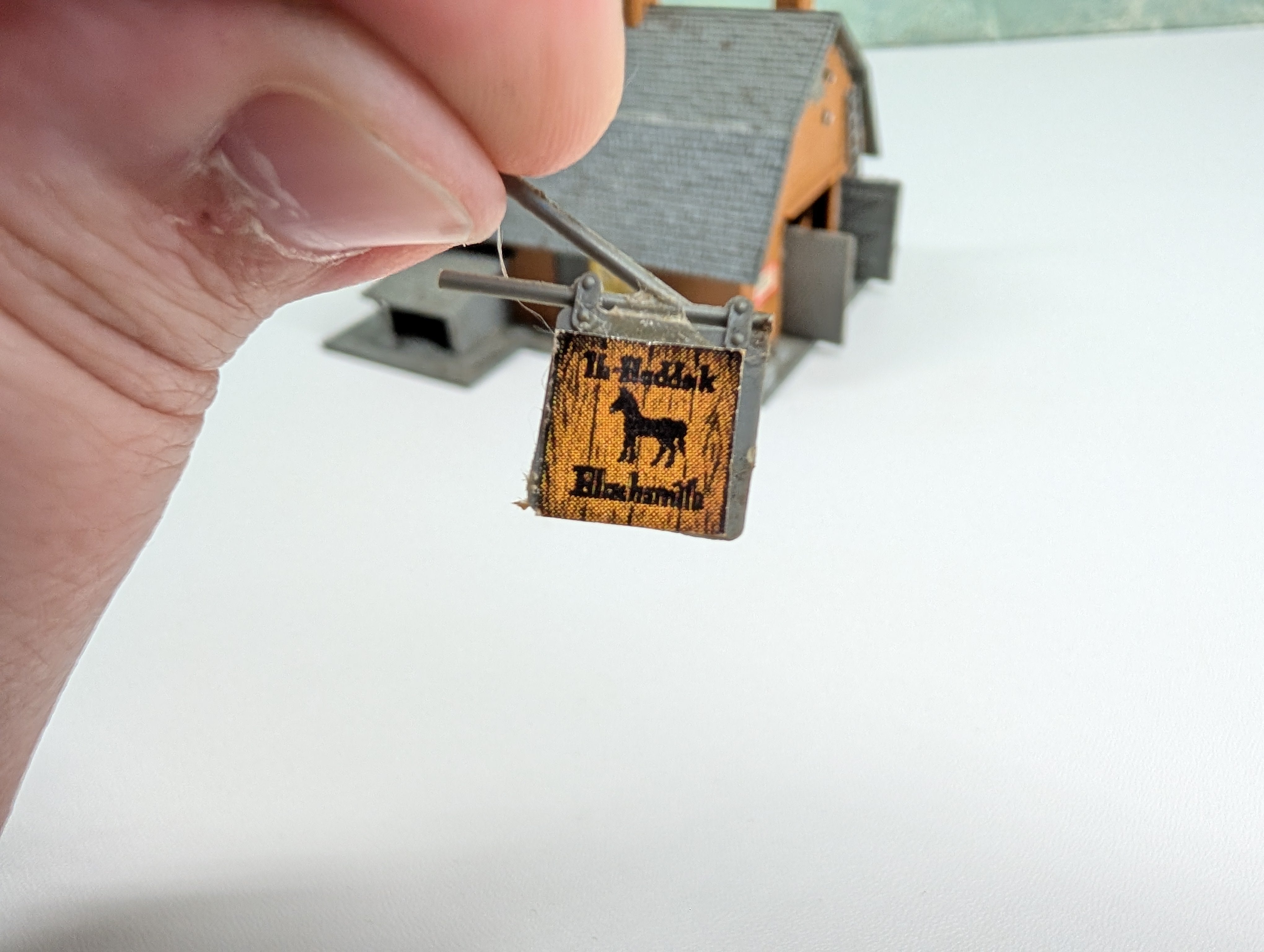 USED Tyco HO Scale Old Time Blacksmith Shop