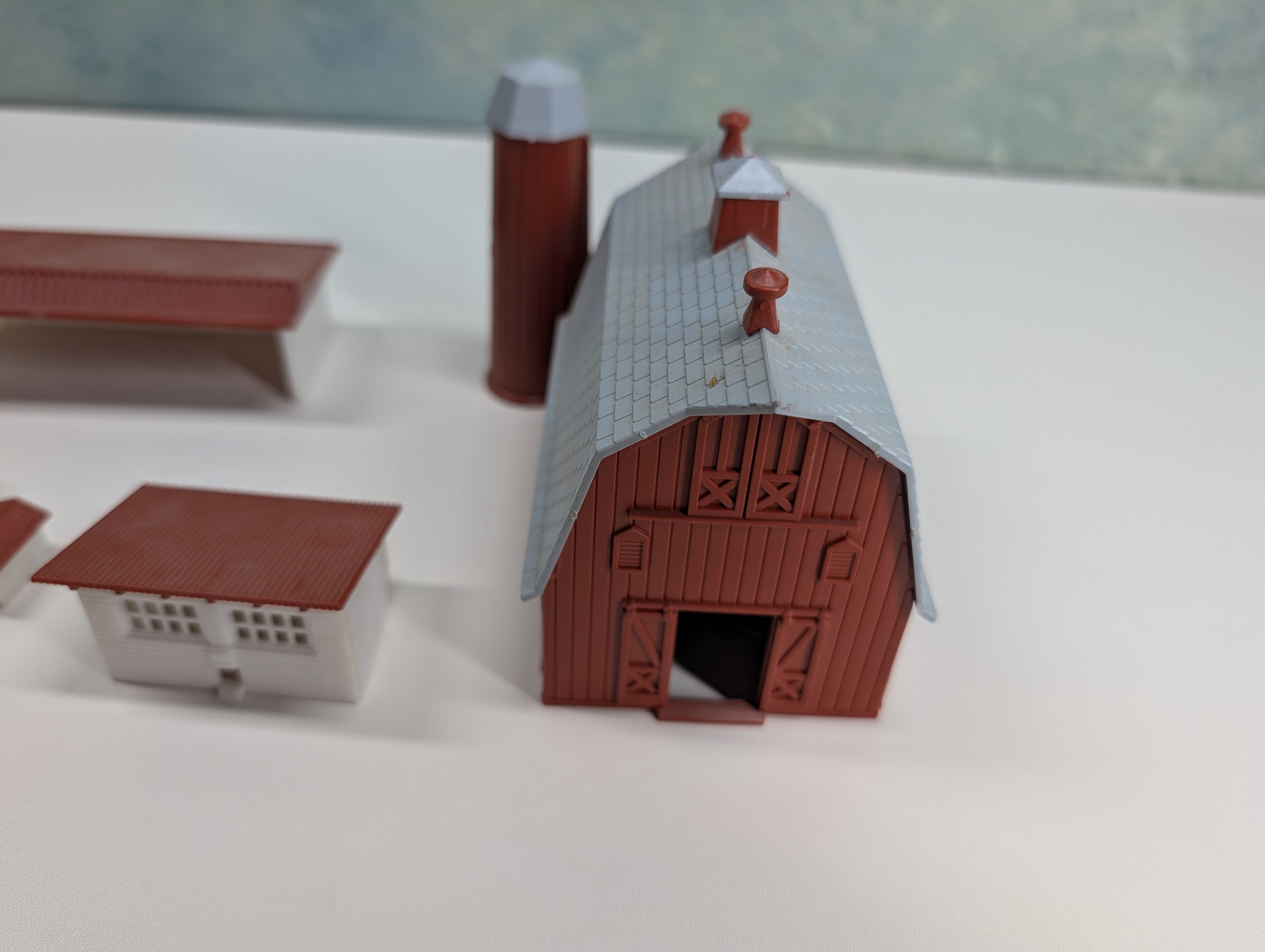 USED HO Scale Lot of Barn and Other Farm Structures