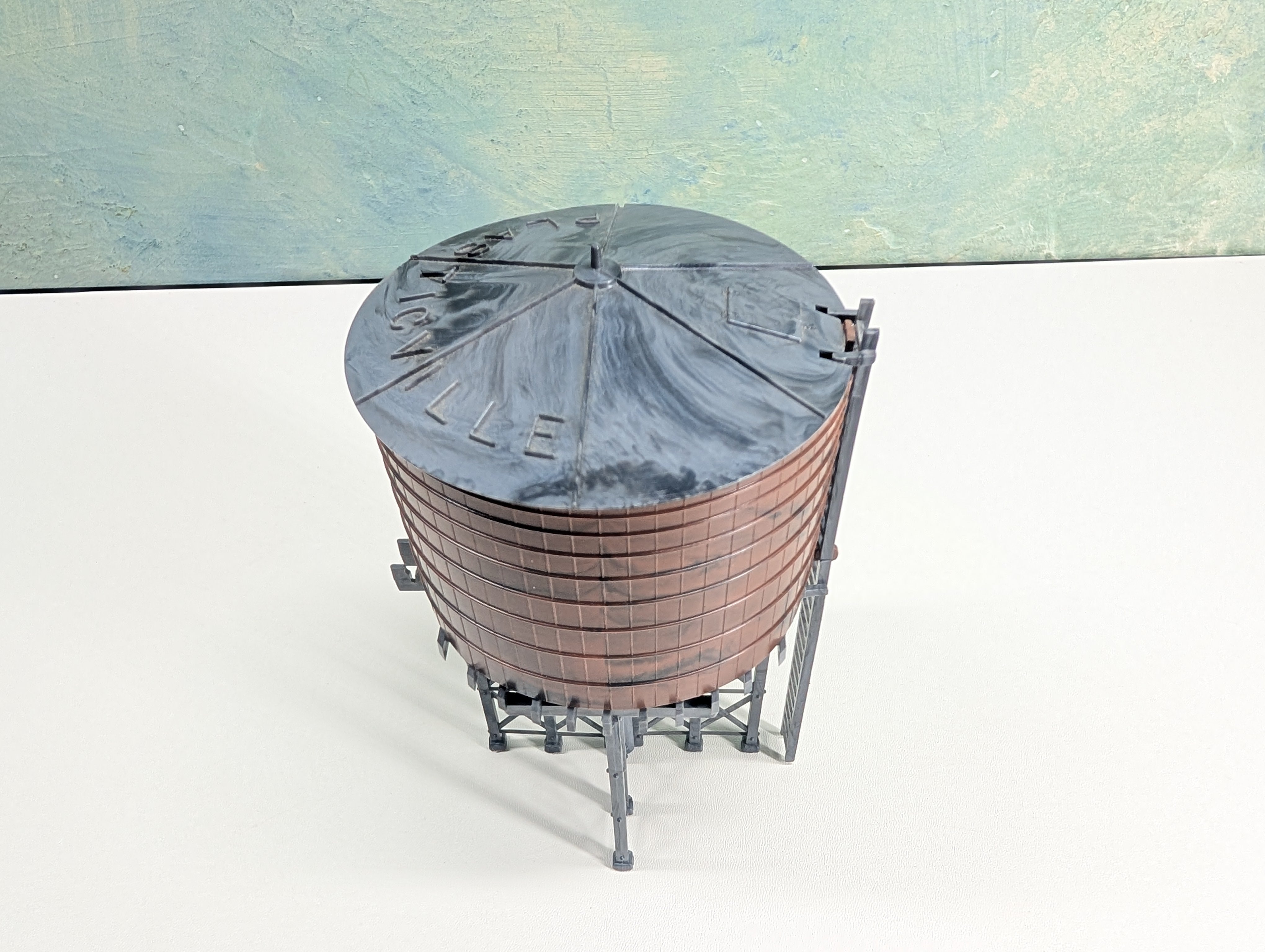 USED Bachmann Plasticville HO Scale Water Tower