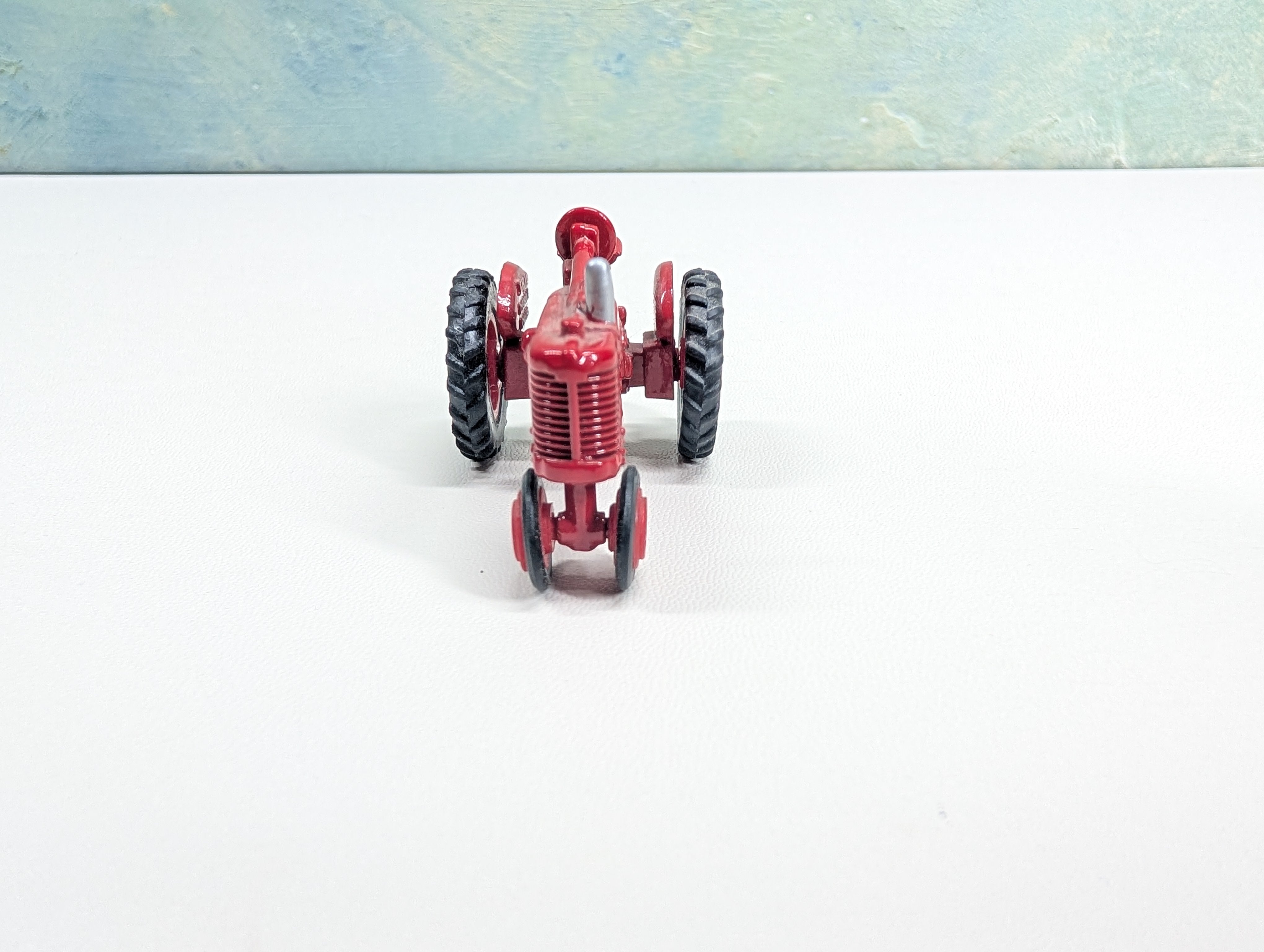 USED ERTL HO Scale Farmall Red Tractor