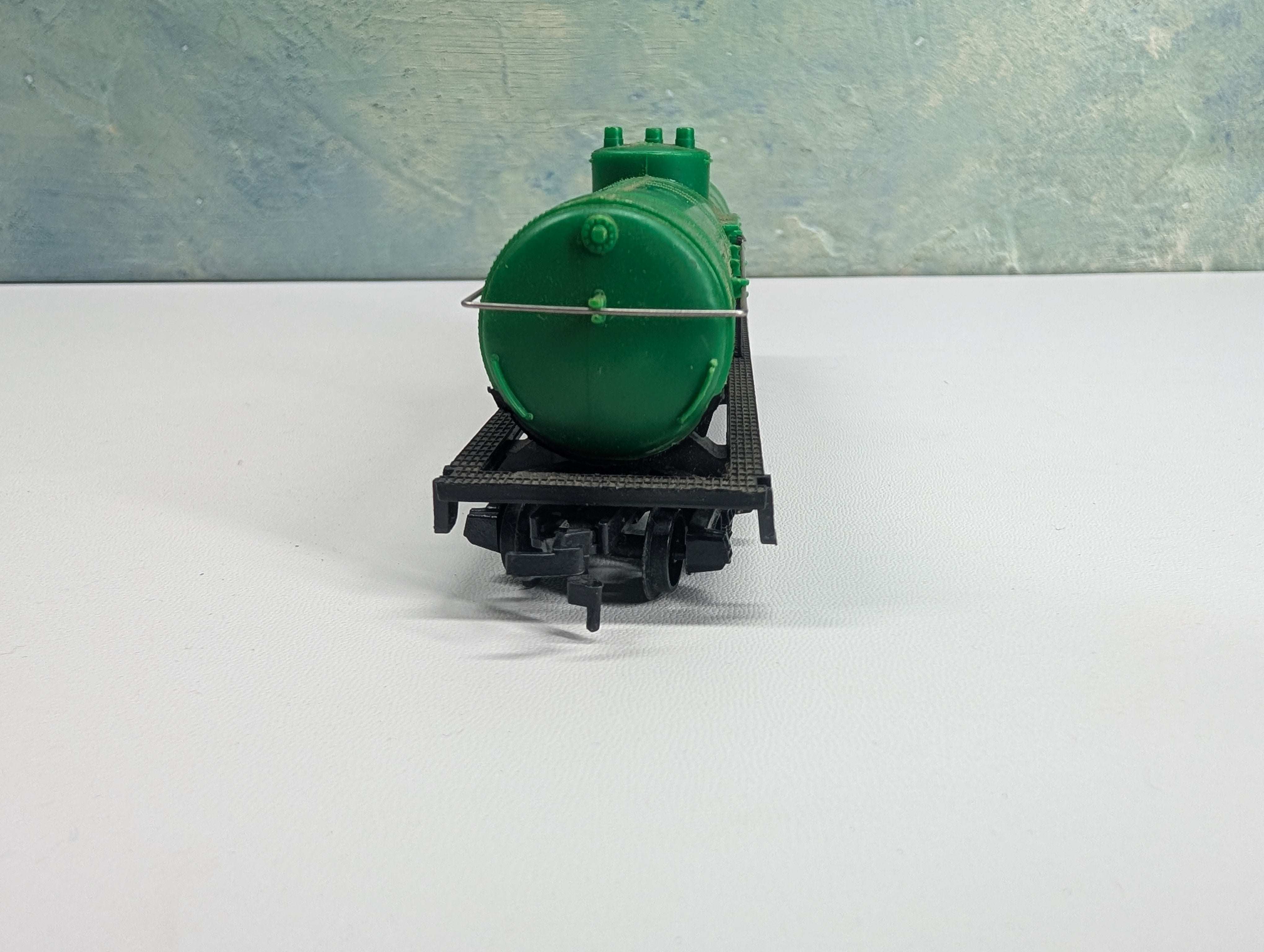 USED HO Scale Single Dome Tank Car Cities Service Oil EORX #1086