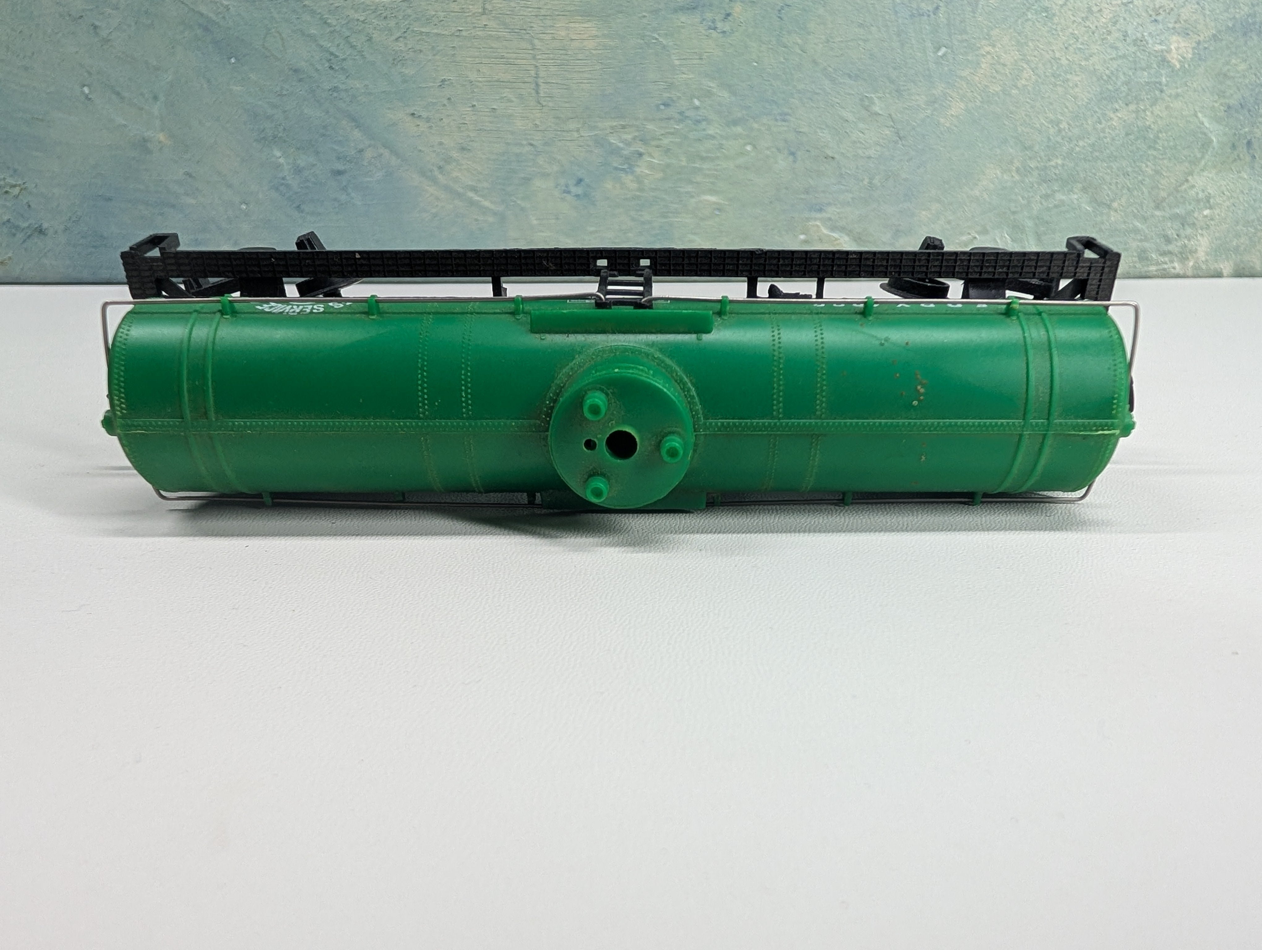 USED HO Scale Single Dome Tank Car Cities Service Oil EORX #1086