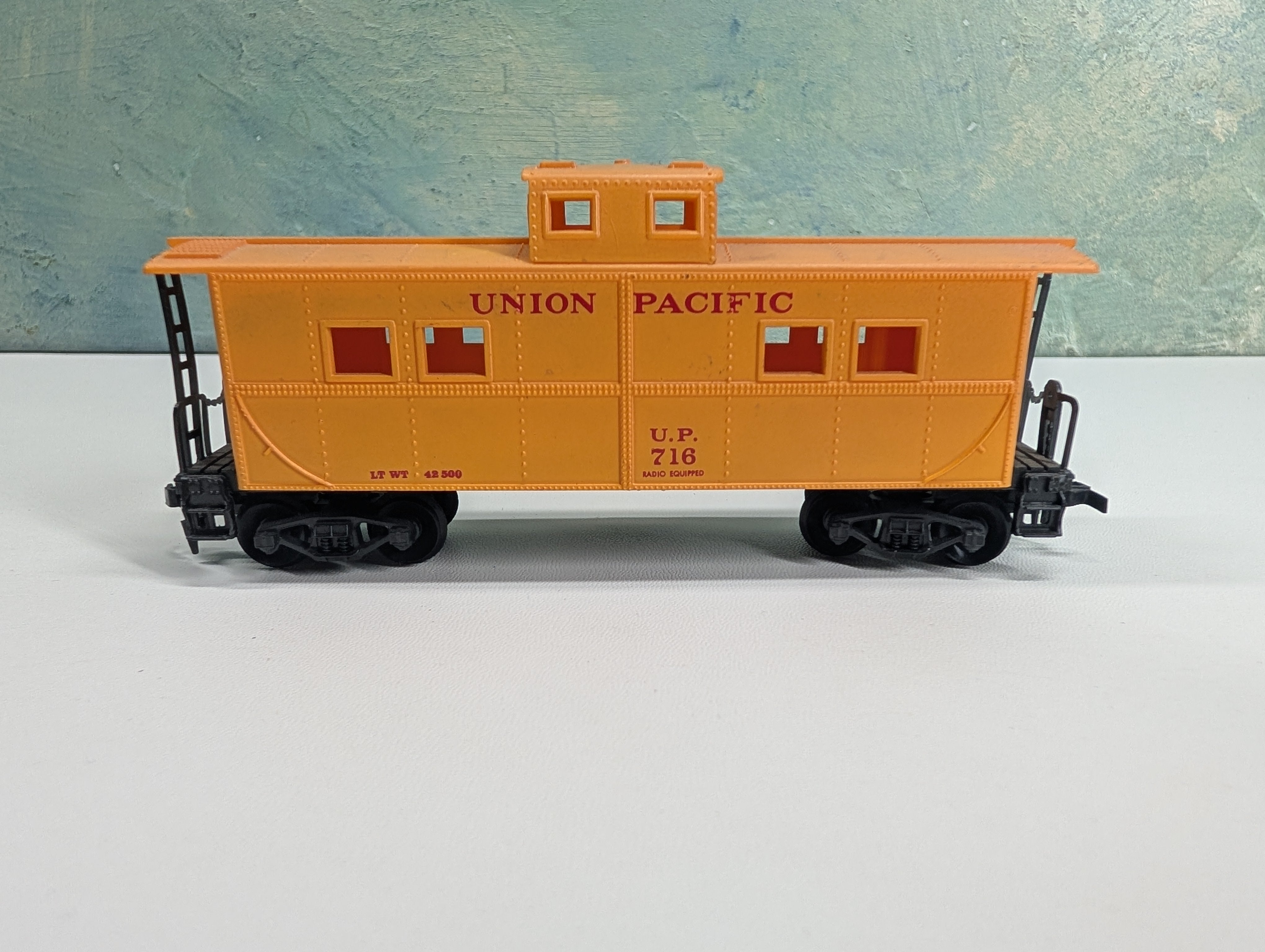 USED HO Scale Caboose Union Pacific UP #716