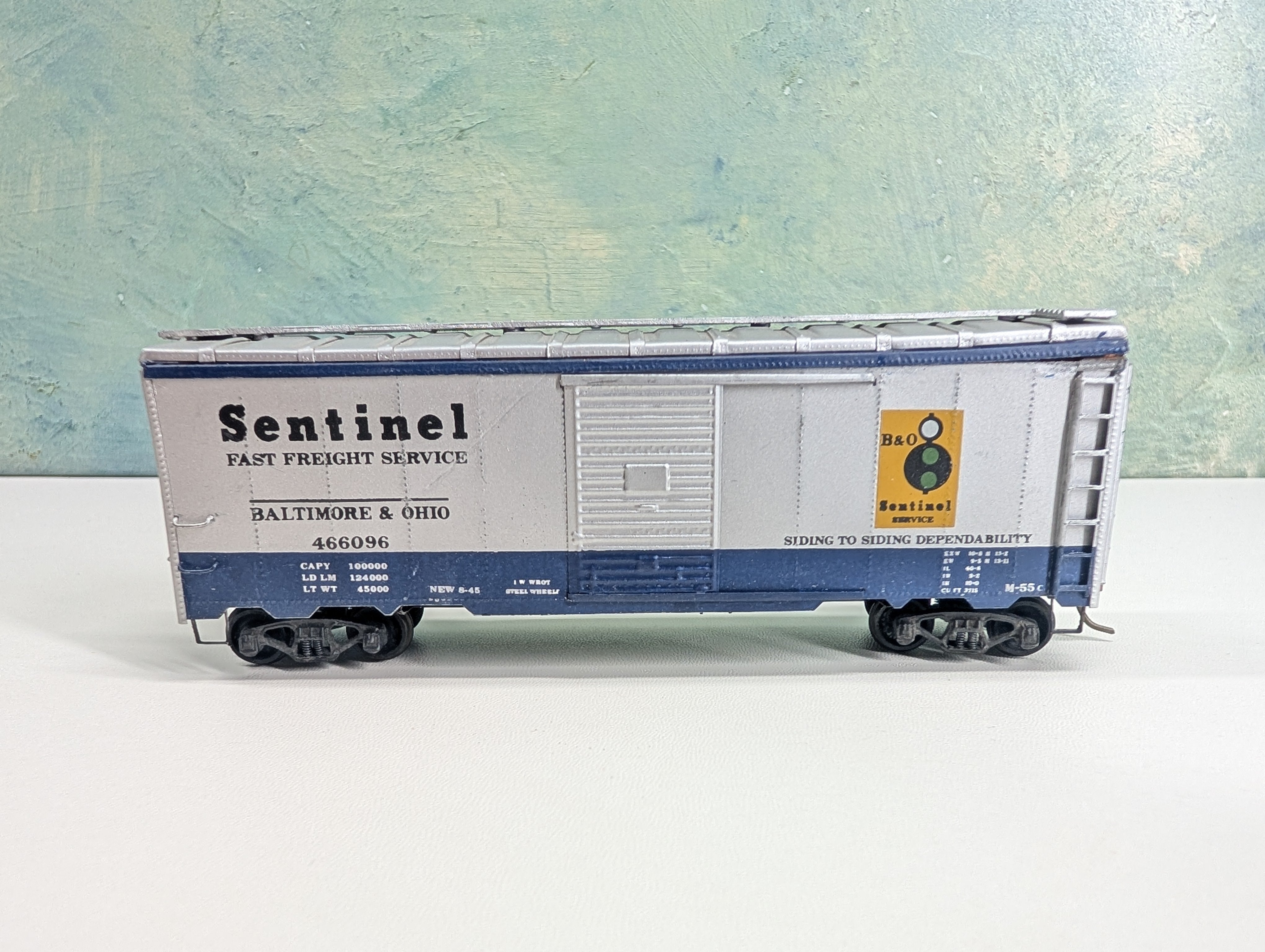 USED HO Scale 40' Box Car (Metal & Wood) Baltimore and Ohio B&O #466096