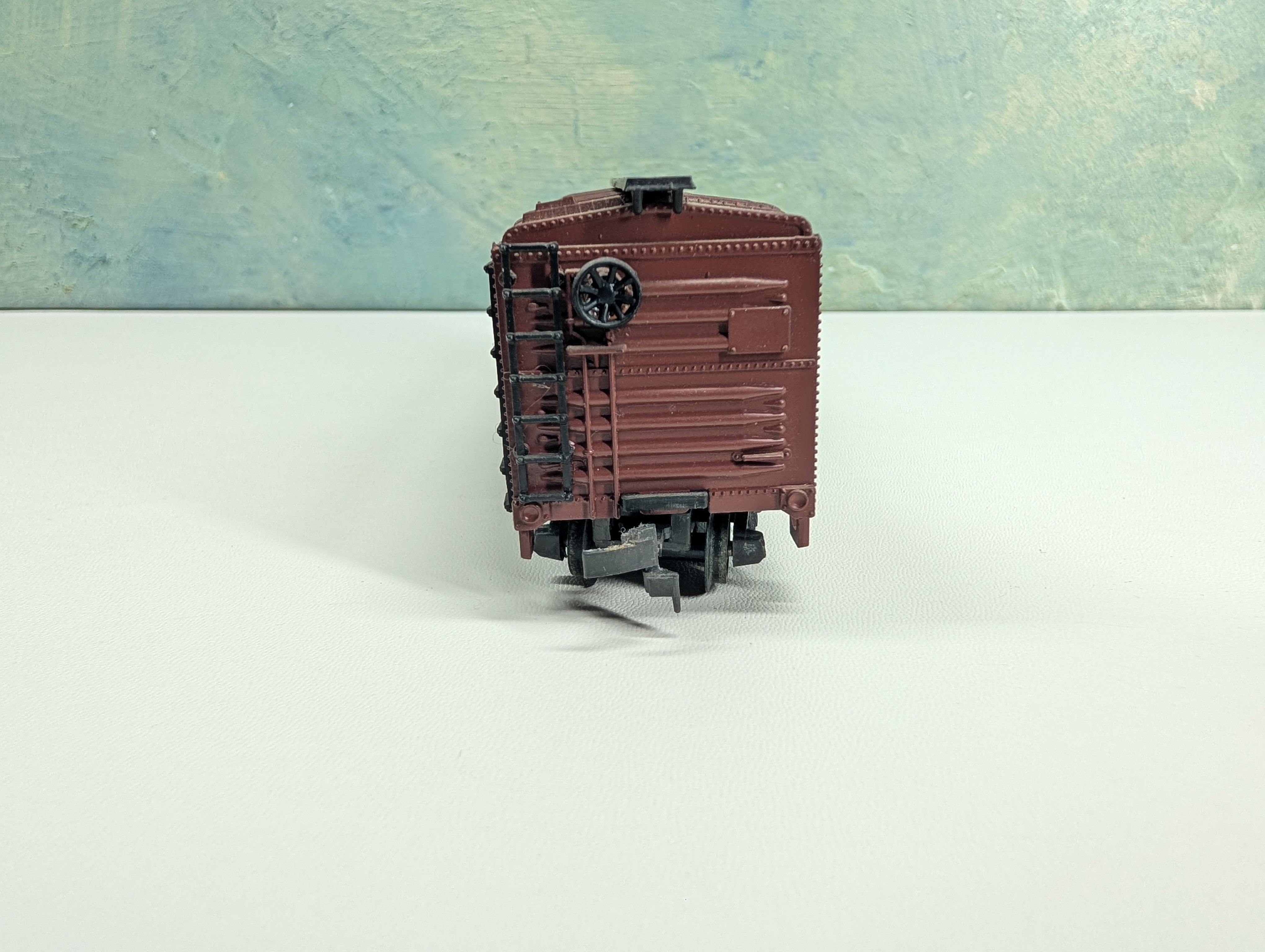 USED HO Scale Wooden Box Car Northern Pacific NP #38572