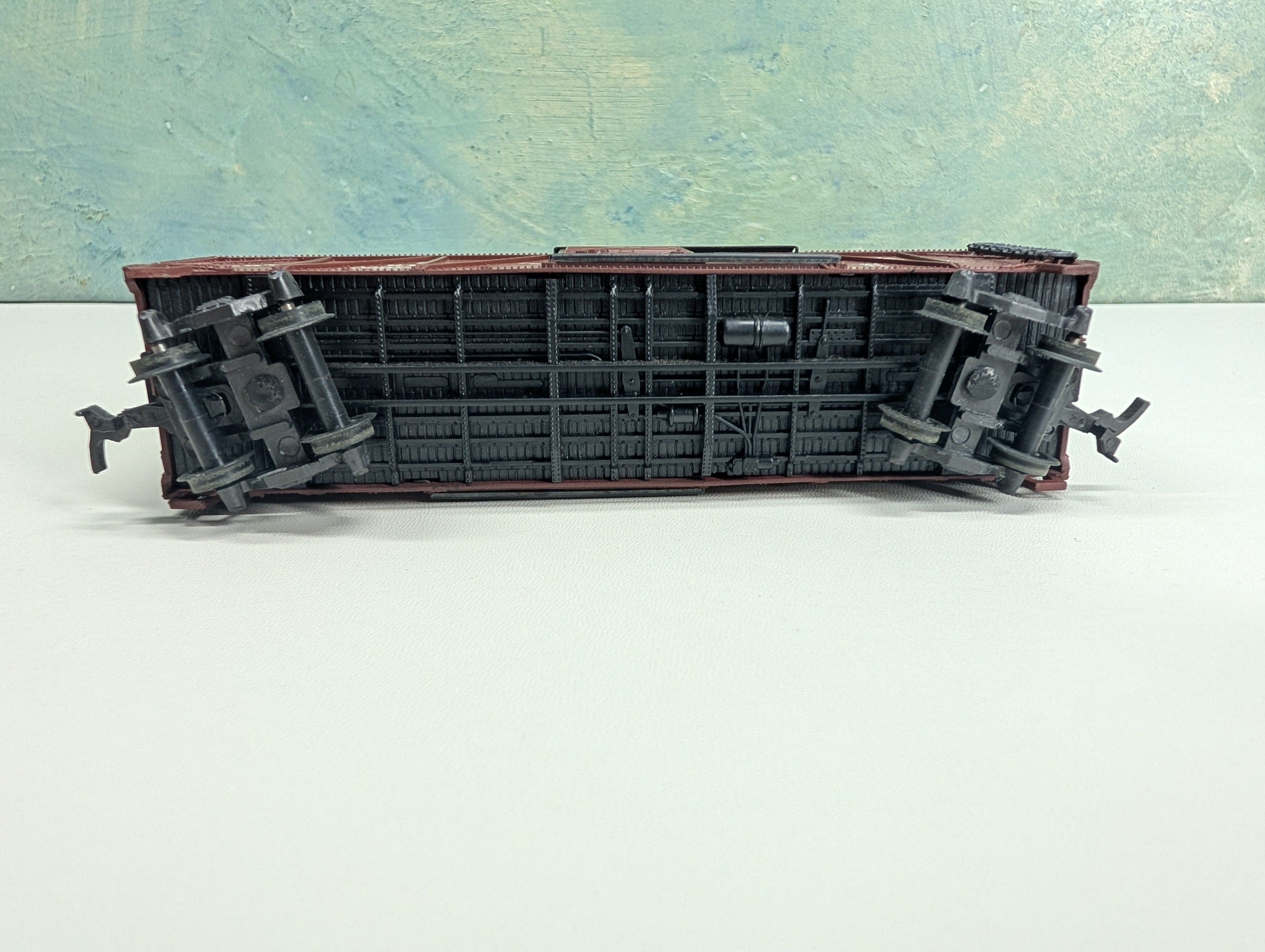 USED HO Scale Wooden Box Car Northern Pacific NP #38572