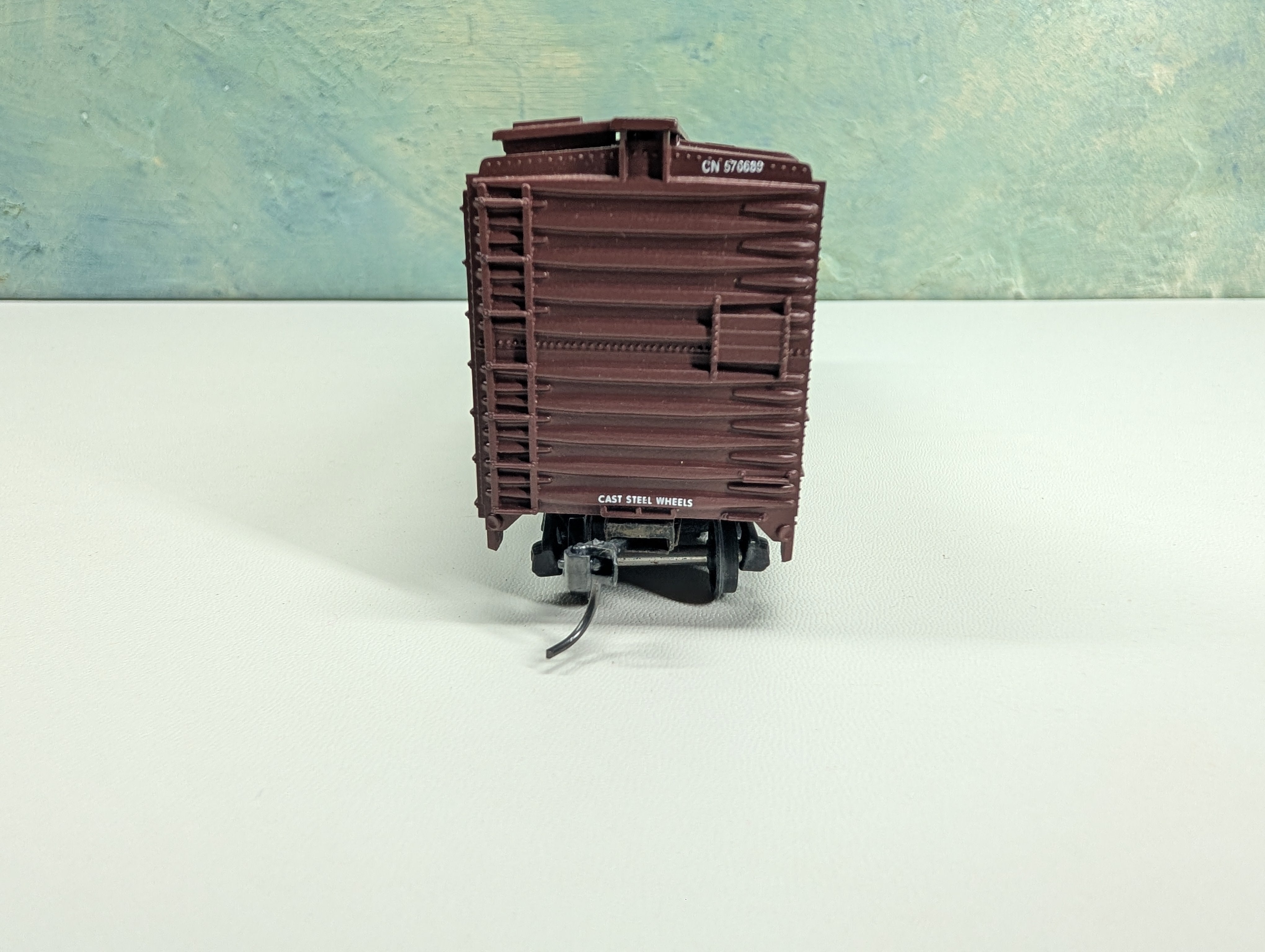 USED Athearn HO Scale 40' Box Car w/ Track Cleaner Canadian National CN #576689