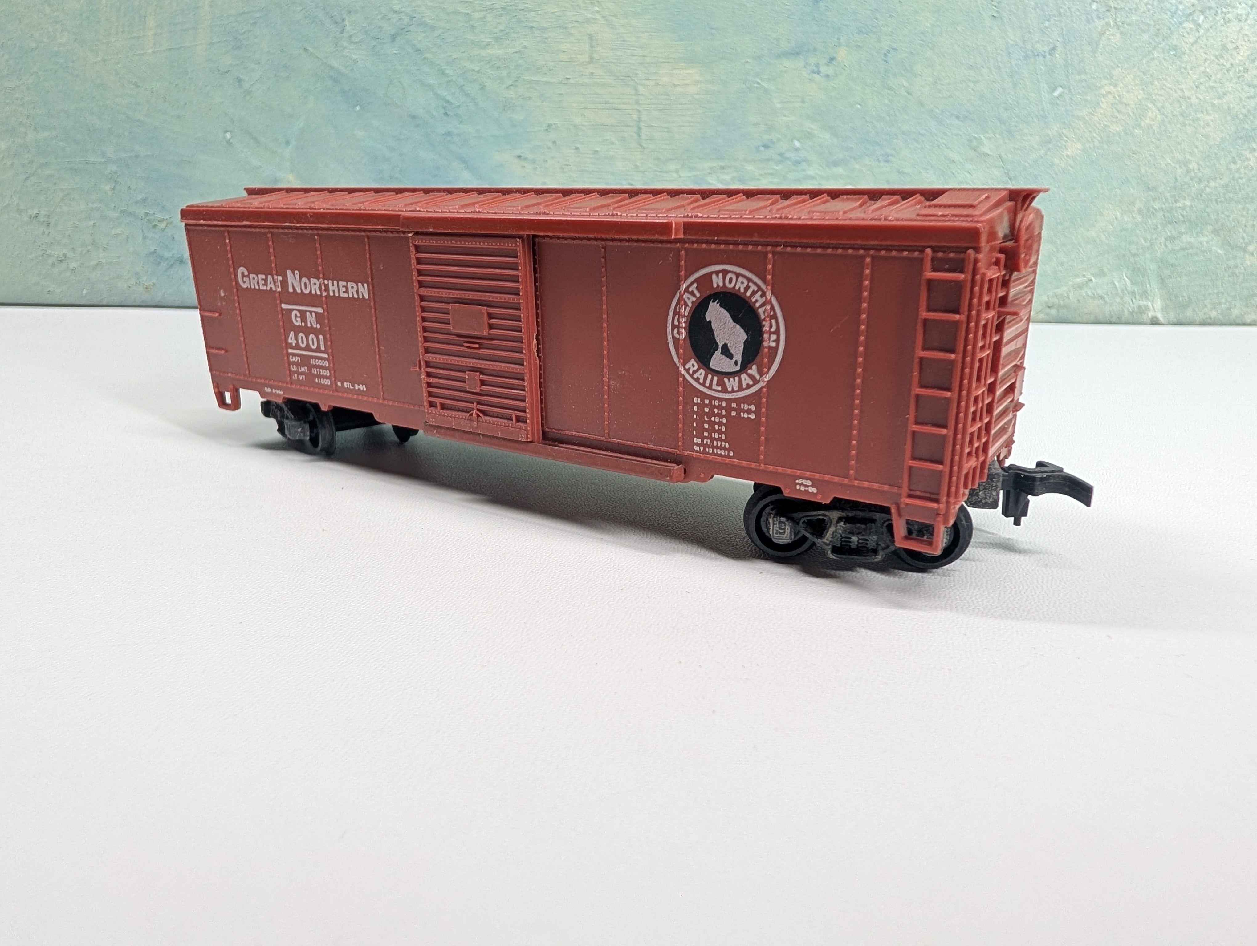 USED REVELL HO Scale 40' Box Car Great Northern GN #4001