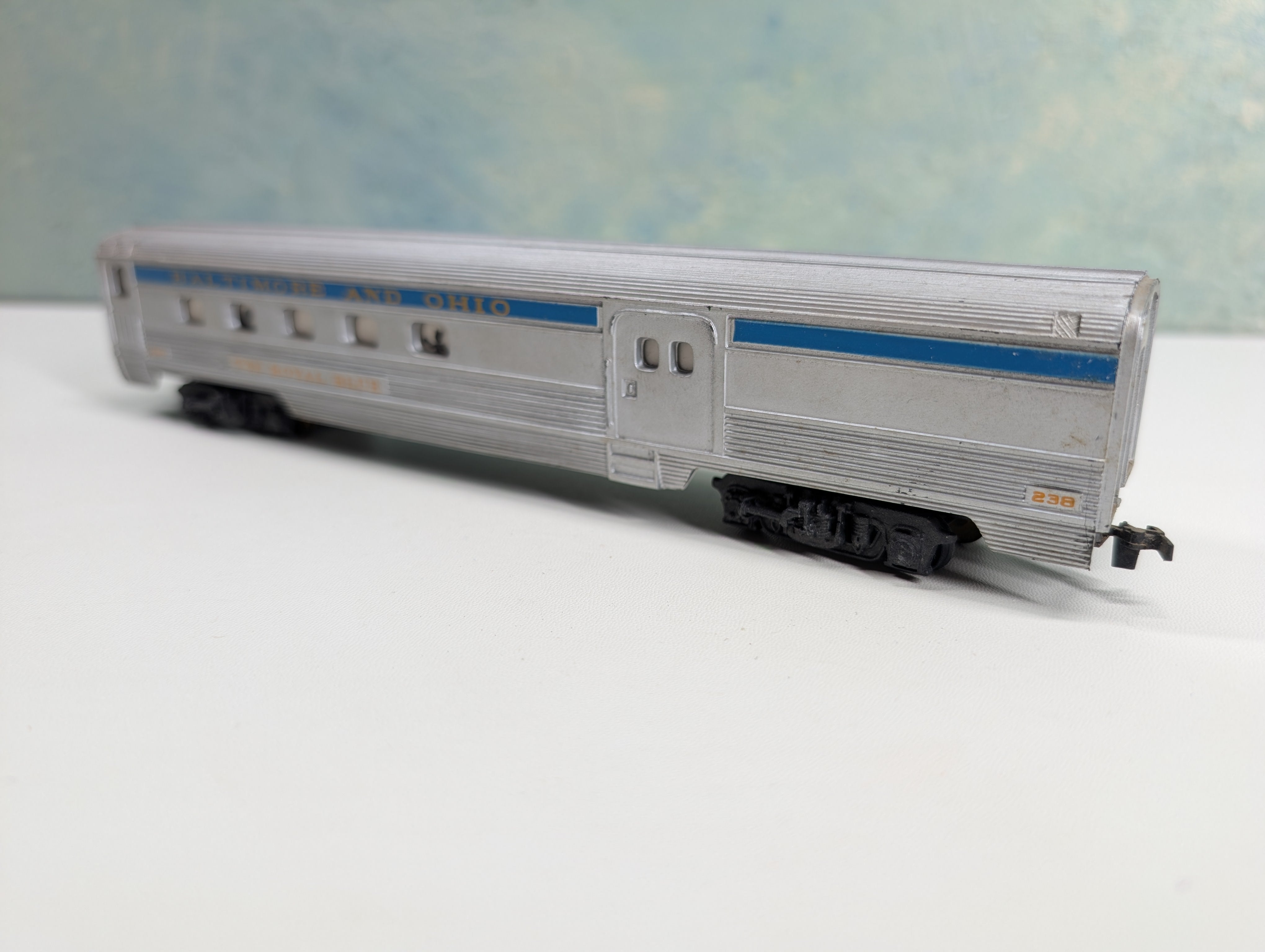 USED Tyco HO Scale Royal Blue Combo Passenger Car Baltimore and Ohio B&O #238