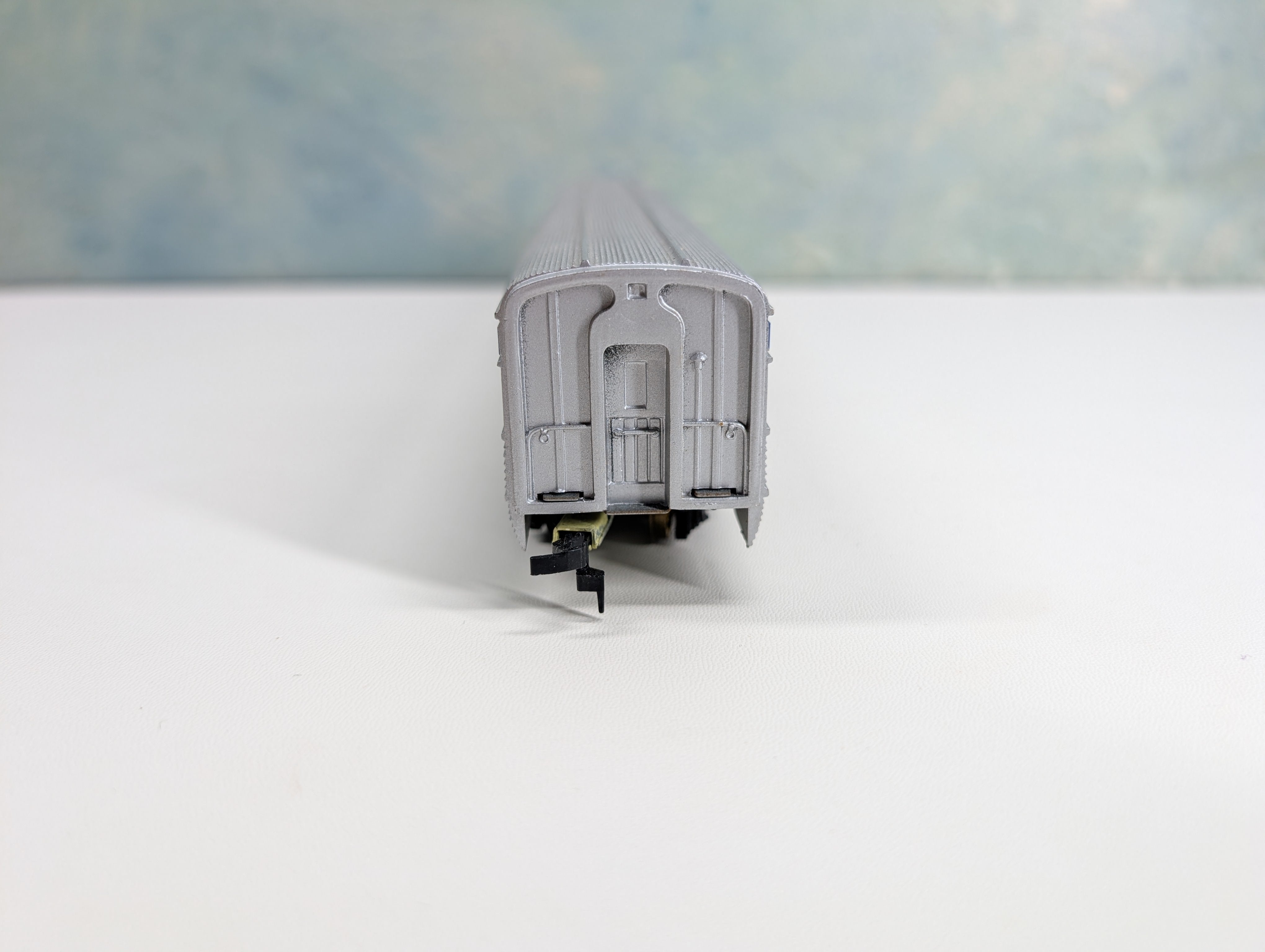 USED Tyco HO Scale Royal Blue Coach Passenger Car Baltimore and Ohio B&O #200 Pullman