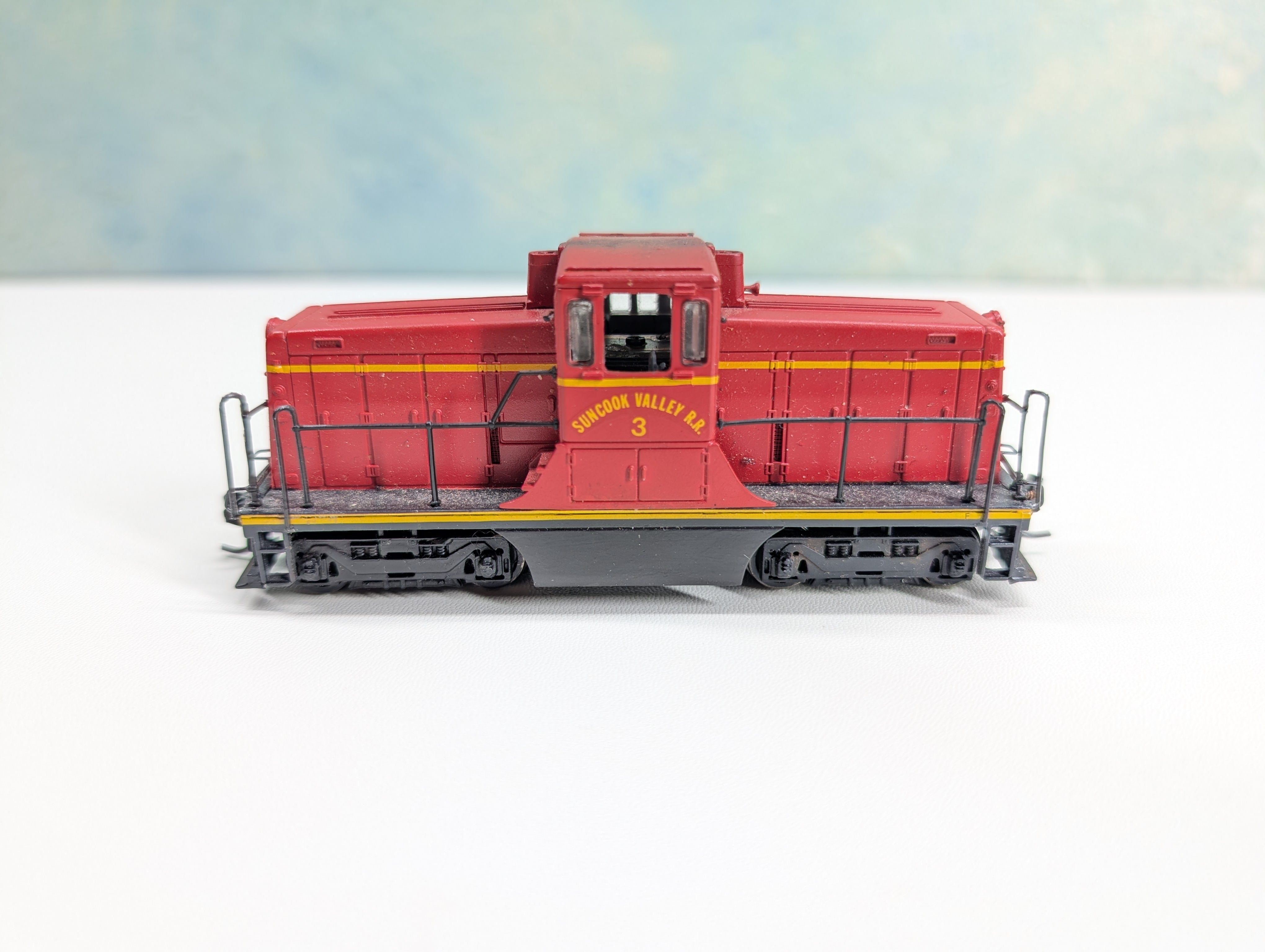 USED Bachmann HO Scale Spectrum GE 44-Ton Switcher, Custom Concord Car Shops Suncook Valley #3 Tested! DC