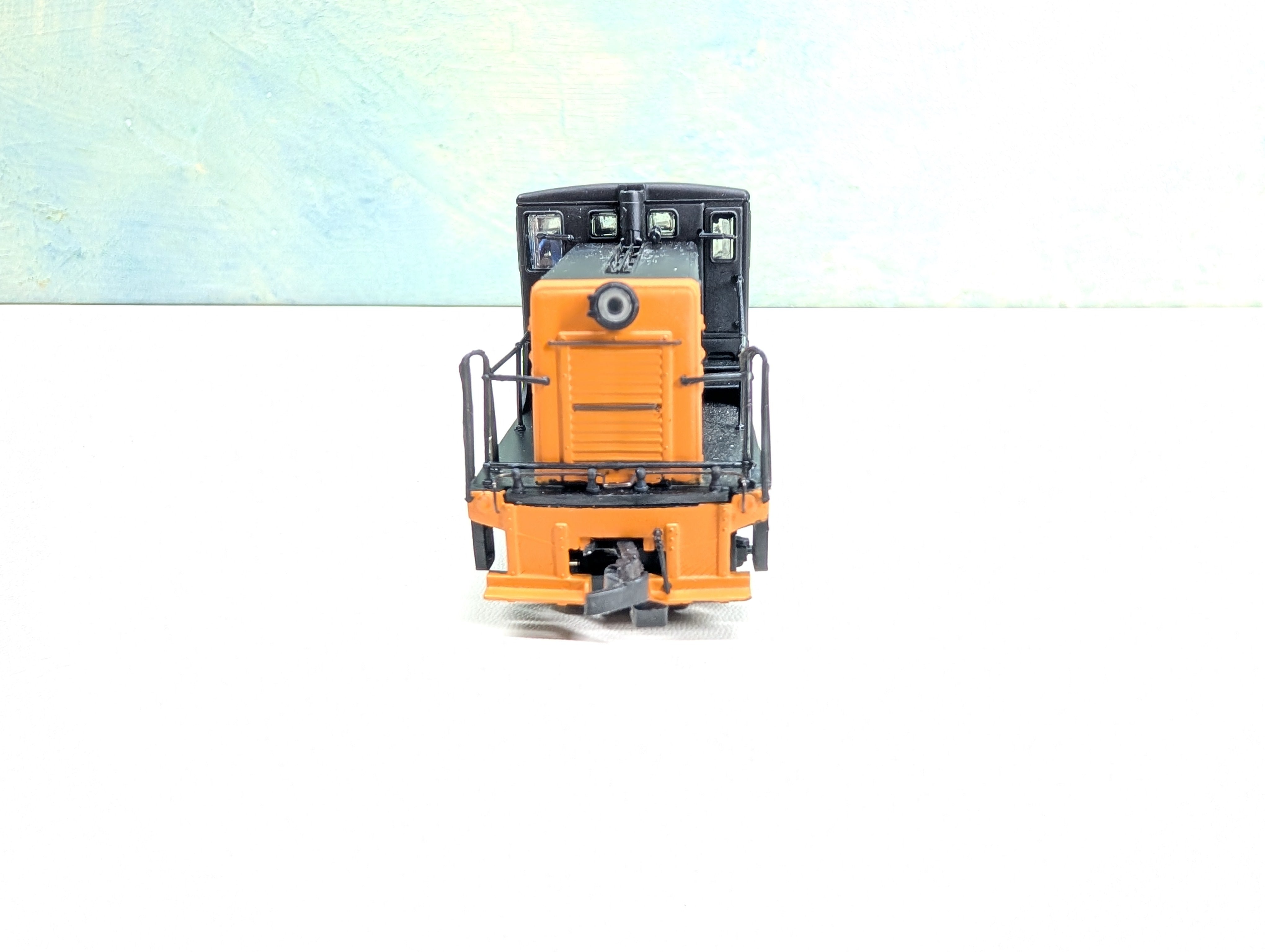 USED Bachmann 80016 HO Scale Spectrum GE 44-Ton Switcher Southern Pacific #1901 Tested! DC