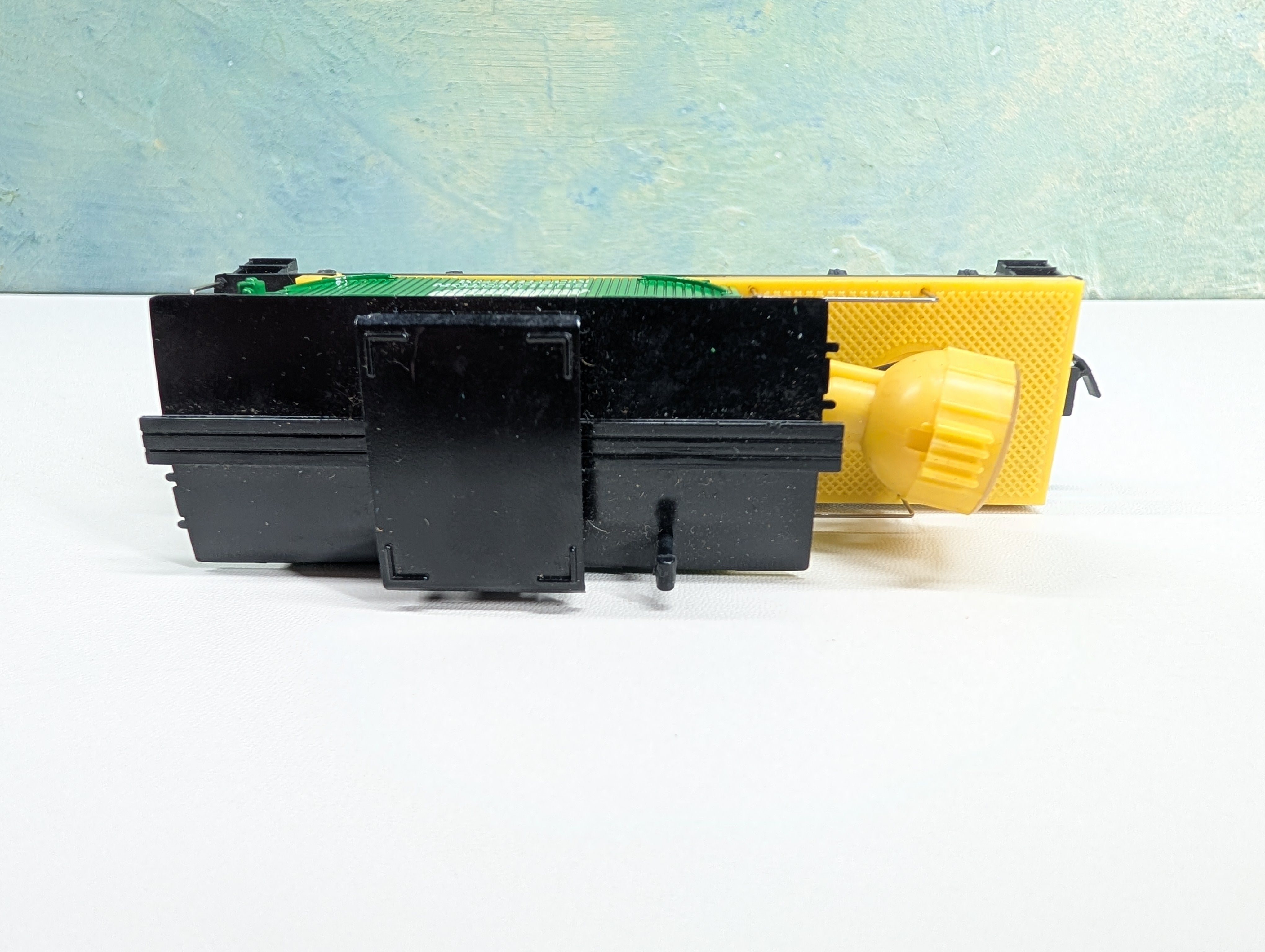 USED Tyco 346 HO Scale Operating Floodlight Car Burlington Northern Tested!