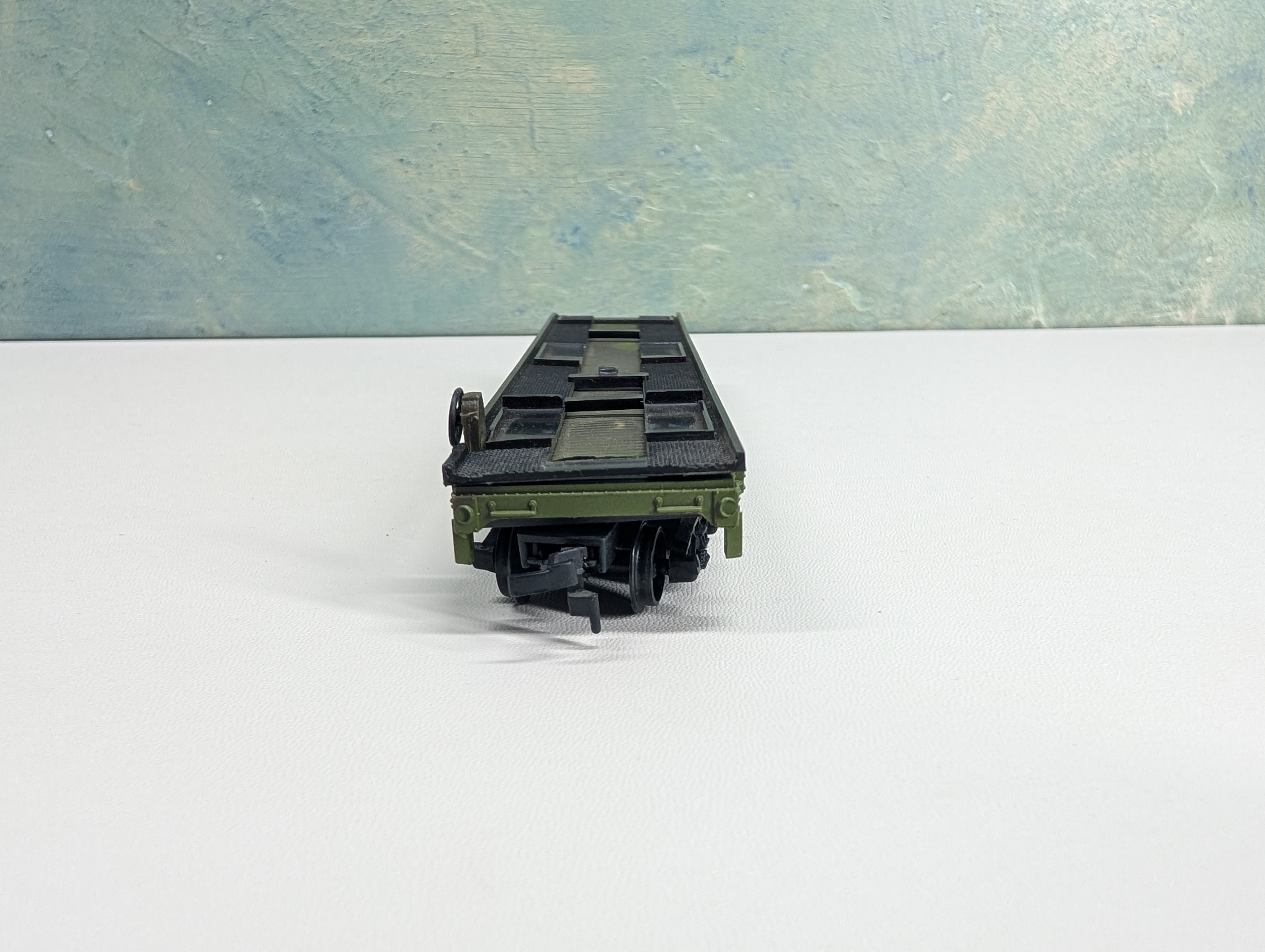 USED AHM HO Scale 50' Flat Car w/ Trailer US Army 56789
