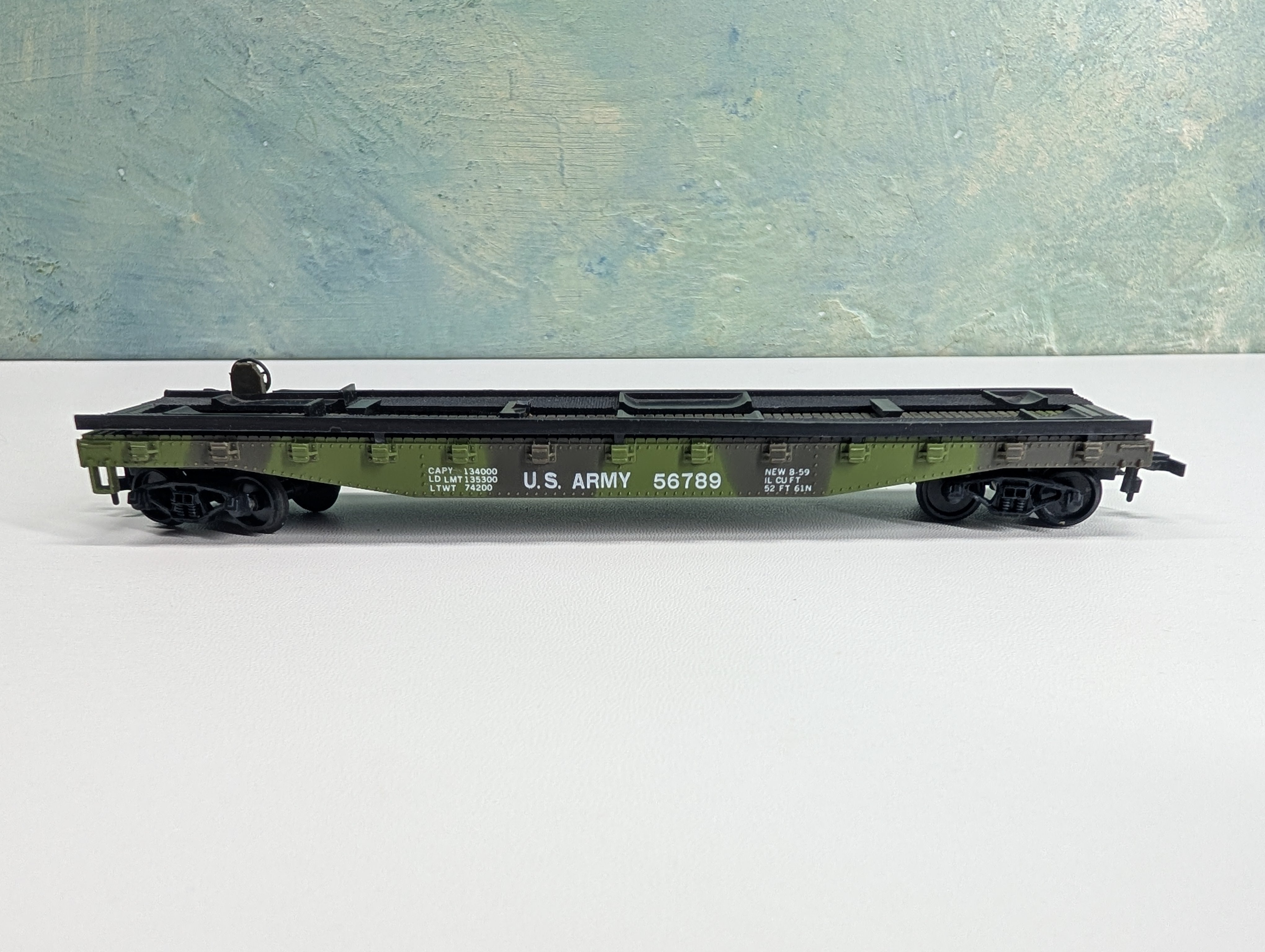 USED AHM HO Scale 50' Flat Car w/ Trailer US Army 56789