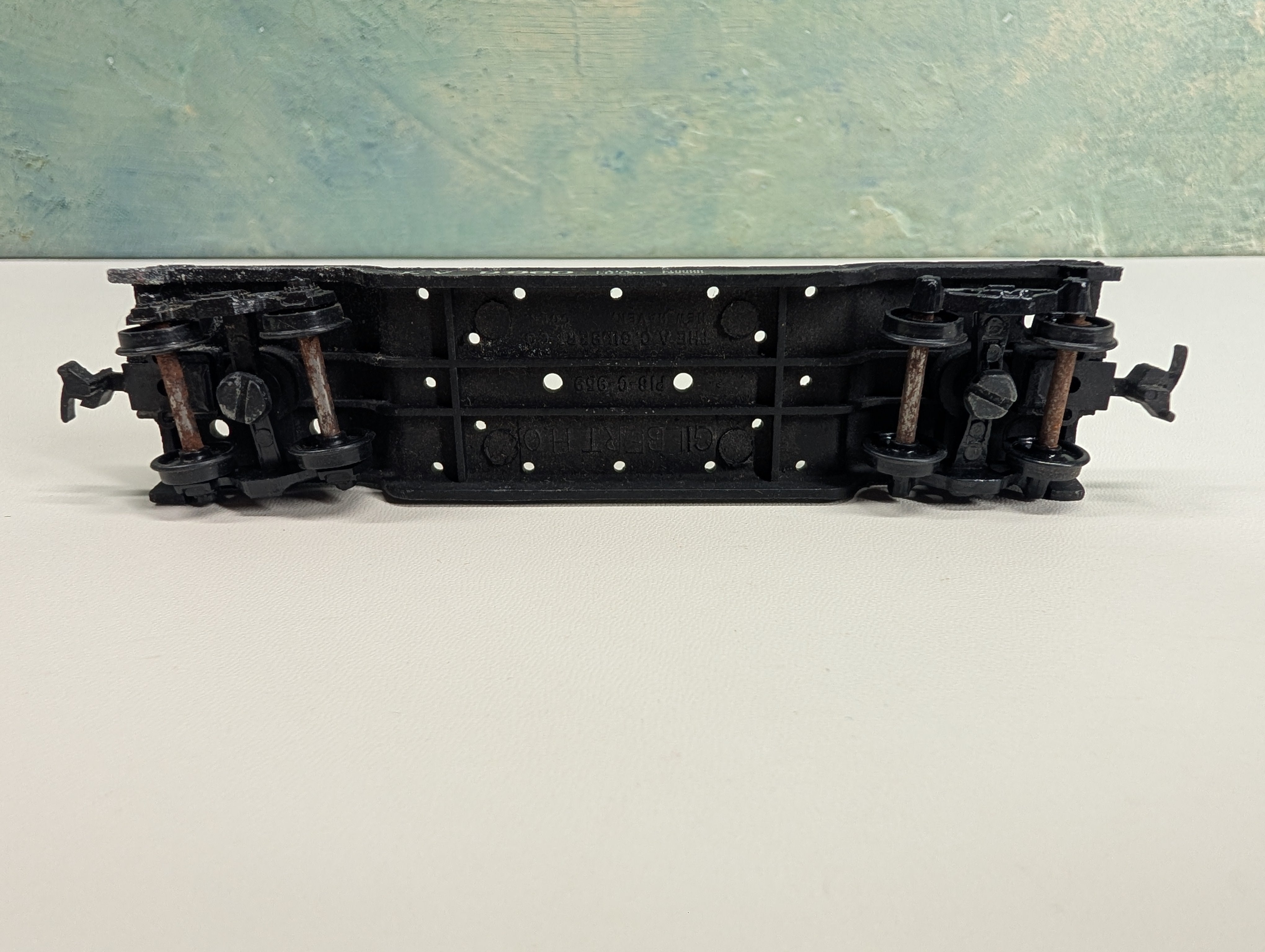 USED Gilbert HO Scale Center Depressed Flat Car Lehigh Valley LV #9960 Decal