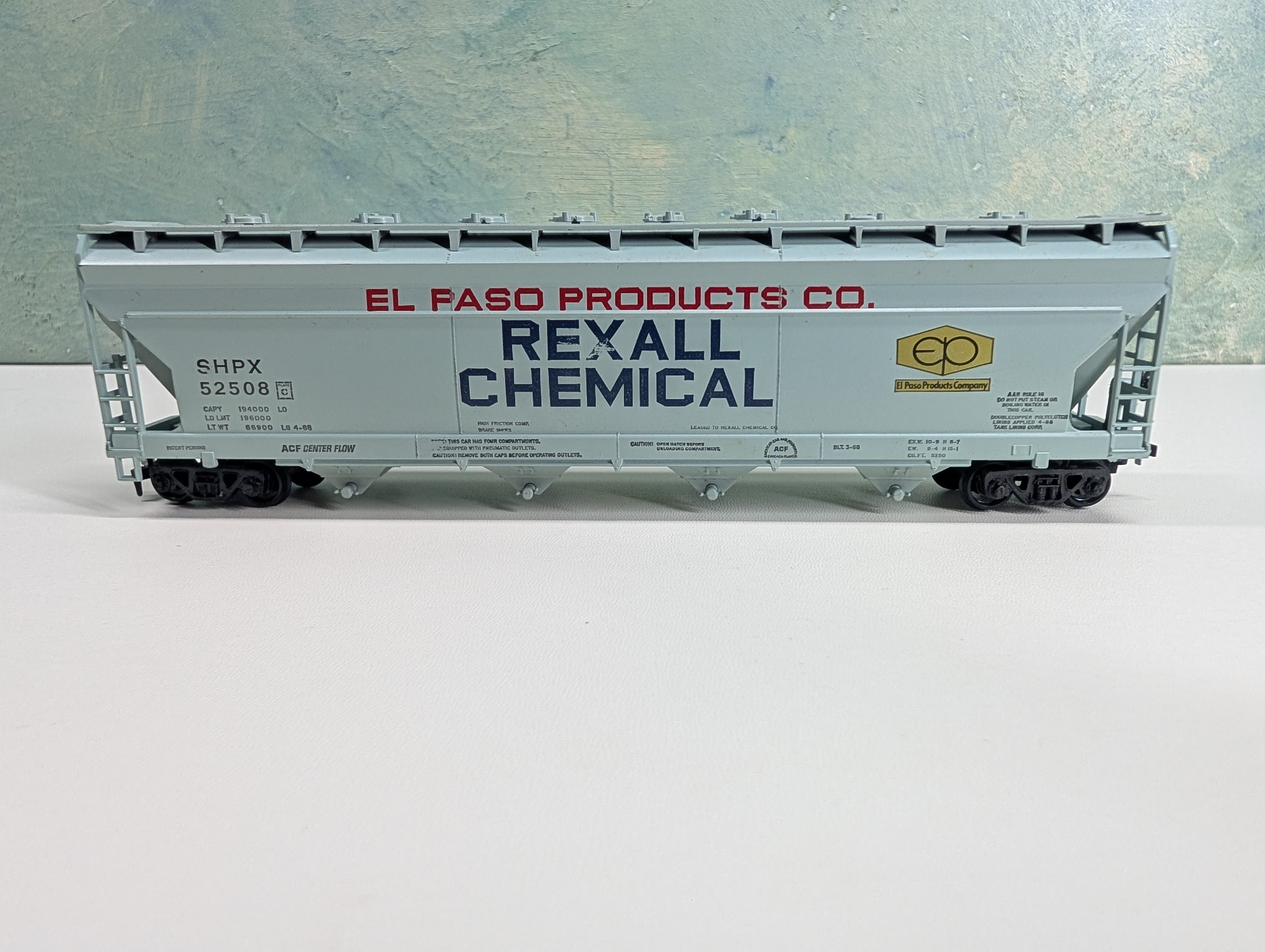 USED Athearn HO Scale ACF Covered Hopper Rexall Chemical SHPX #52508