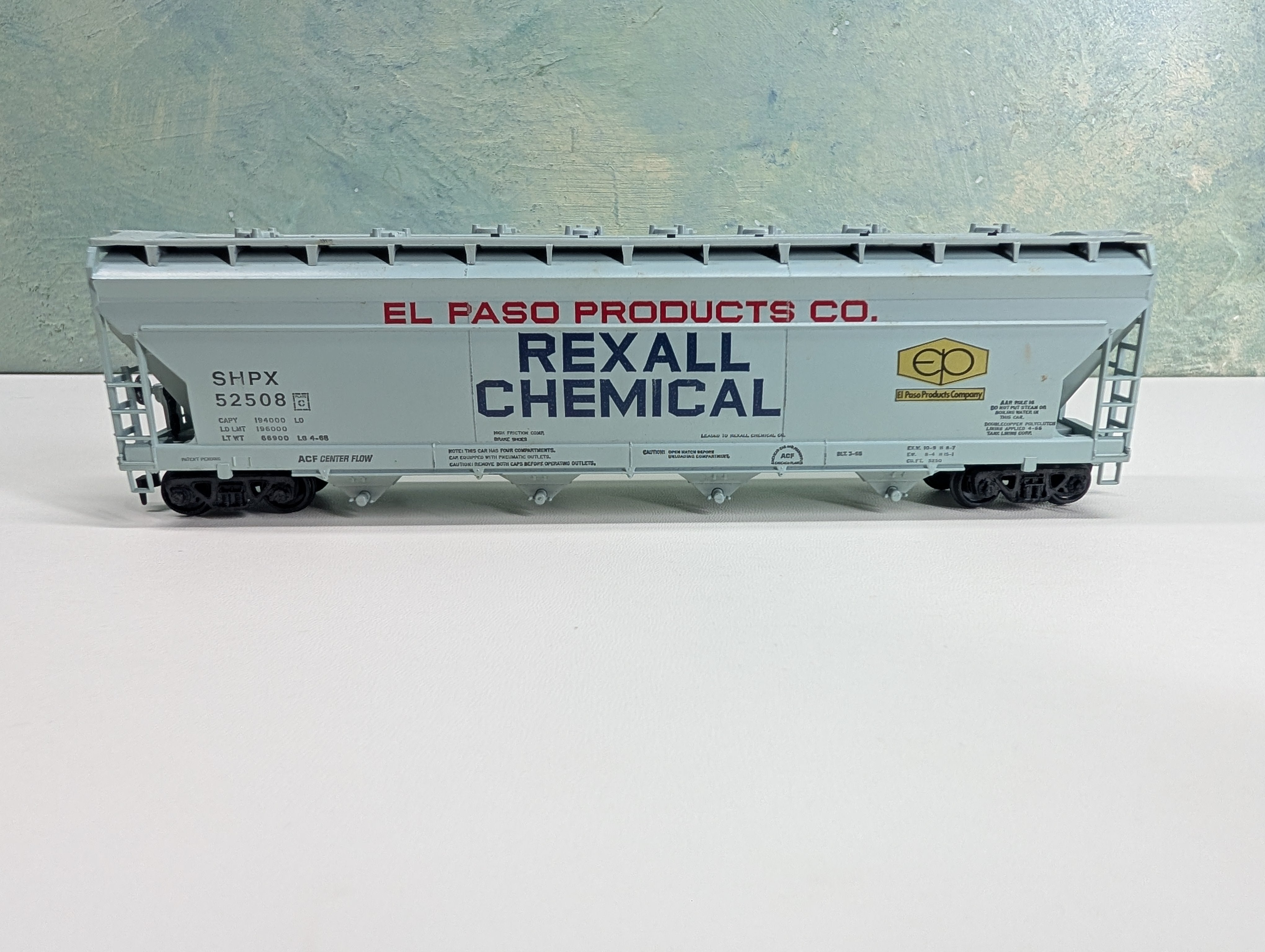 USED Athearn HO Scale ACF Covered Hopper Rexall Chemical SHPX #52508