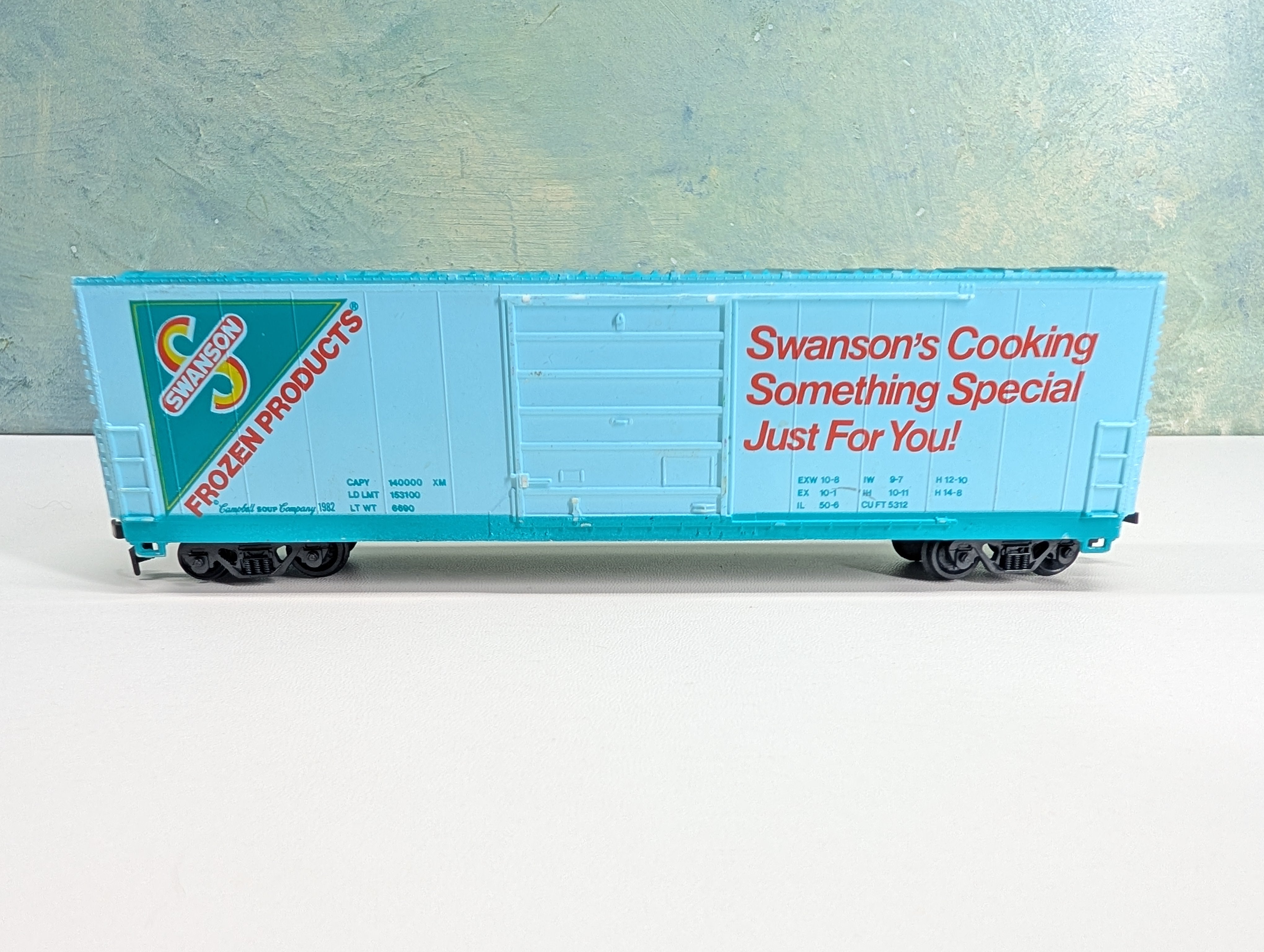 USED Life-Like HO Scale 50' Billboard Reefer Box Car Campbell Swanson Frozen Products