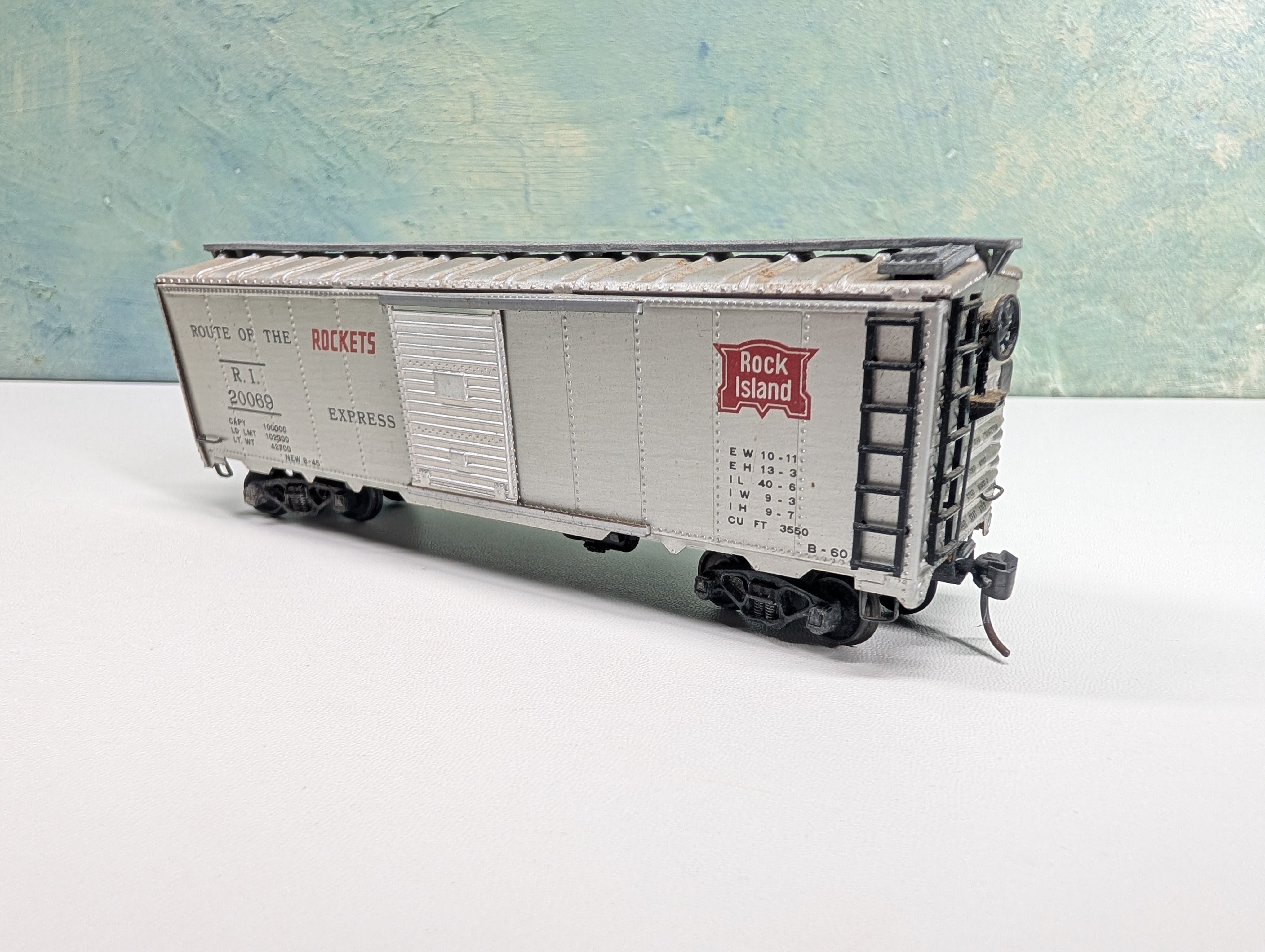 USED Varney HO Scale 40' Box Car Rock Island RI #20069 Metal