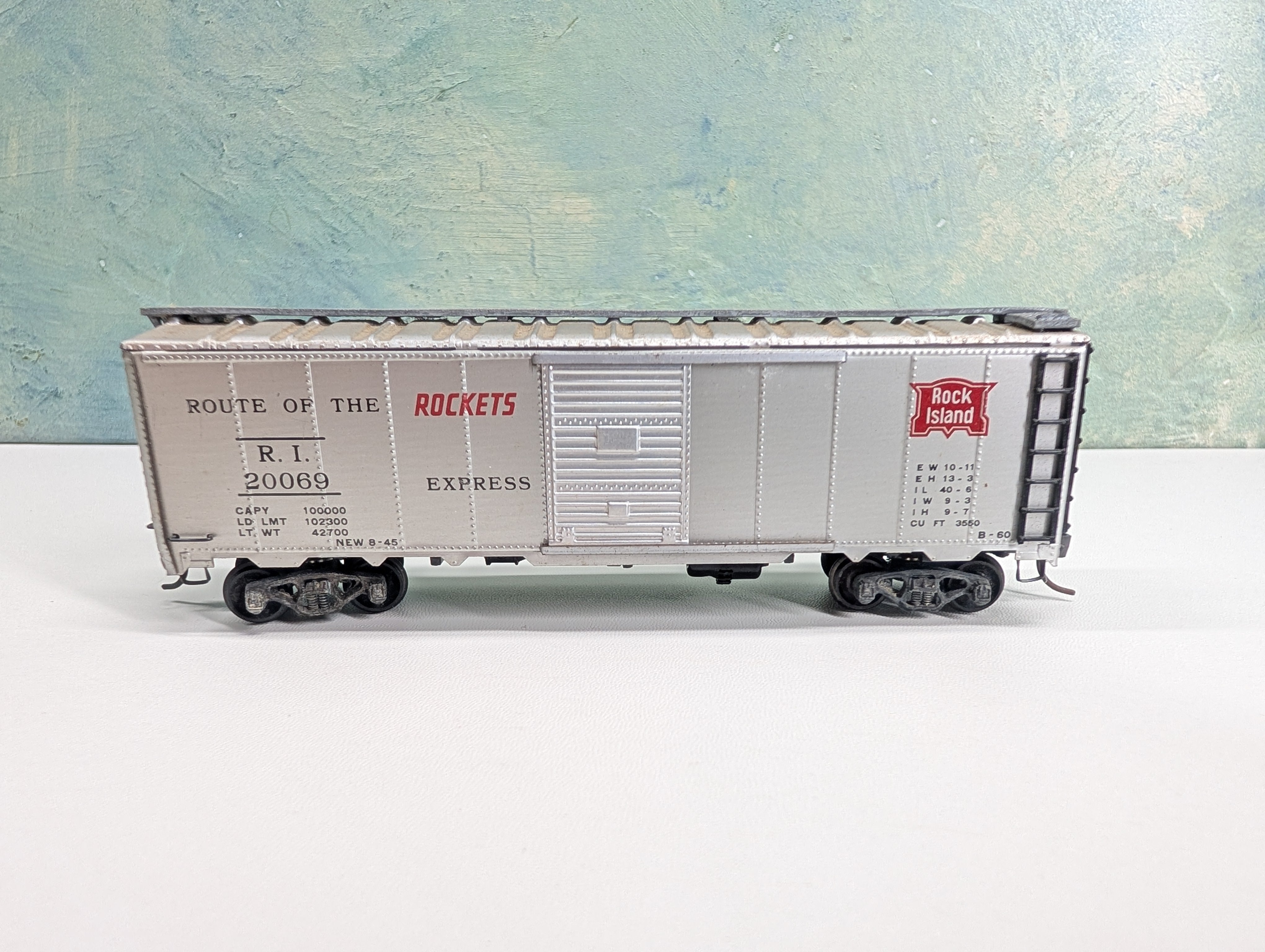 USED Varney HO Scale 40' Box Car Rock Island RI #20069 Metal