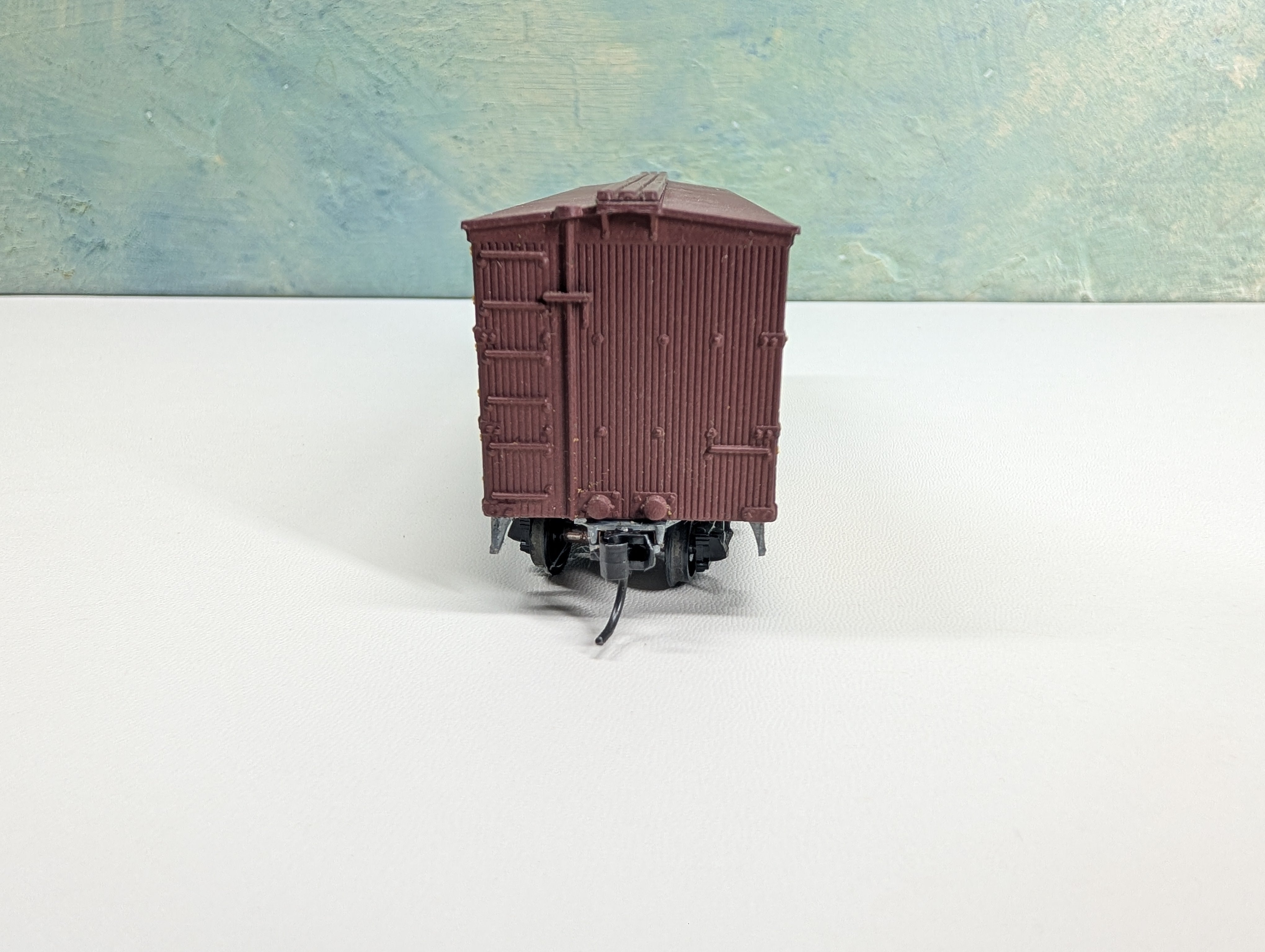 USED Roundhouse HO Scale 36' Ventilated Box Car Wild Jungle Lion Car Barnum and Bailey