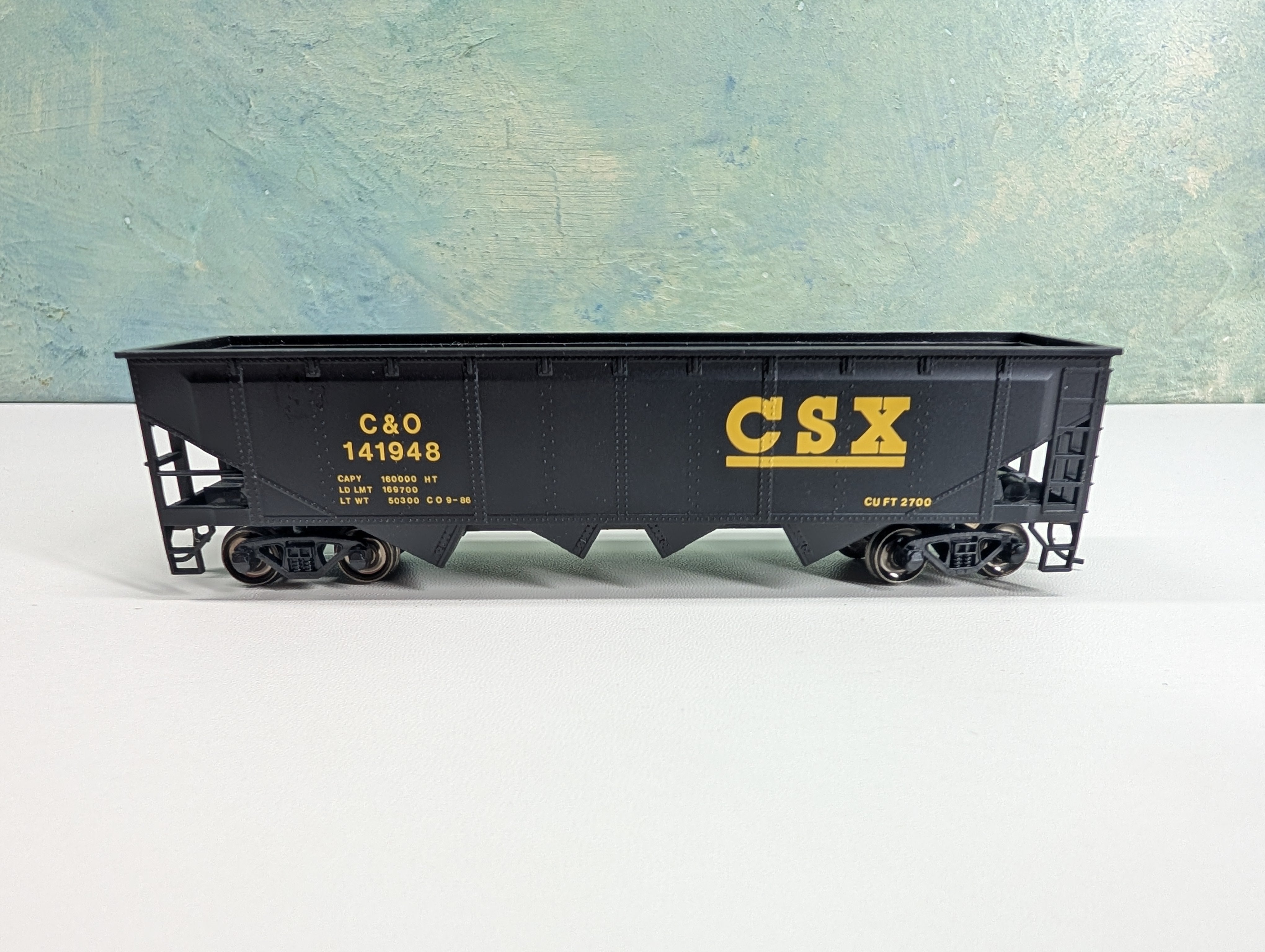 USED Bachmann HO Scale Quad Hopper CSX C&O #141948 Modern Gearboxes, Metal Wheels