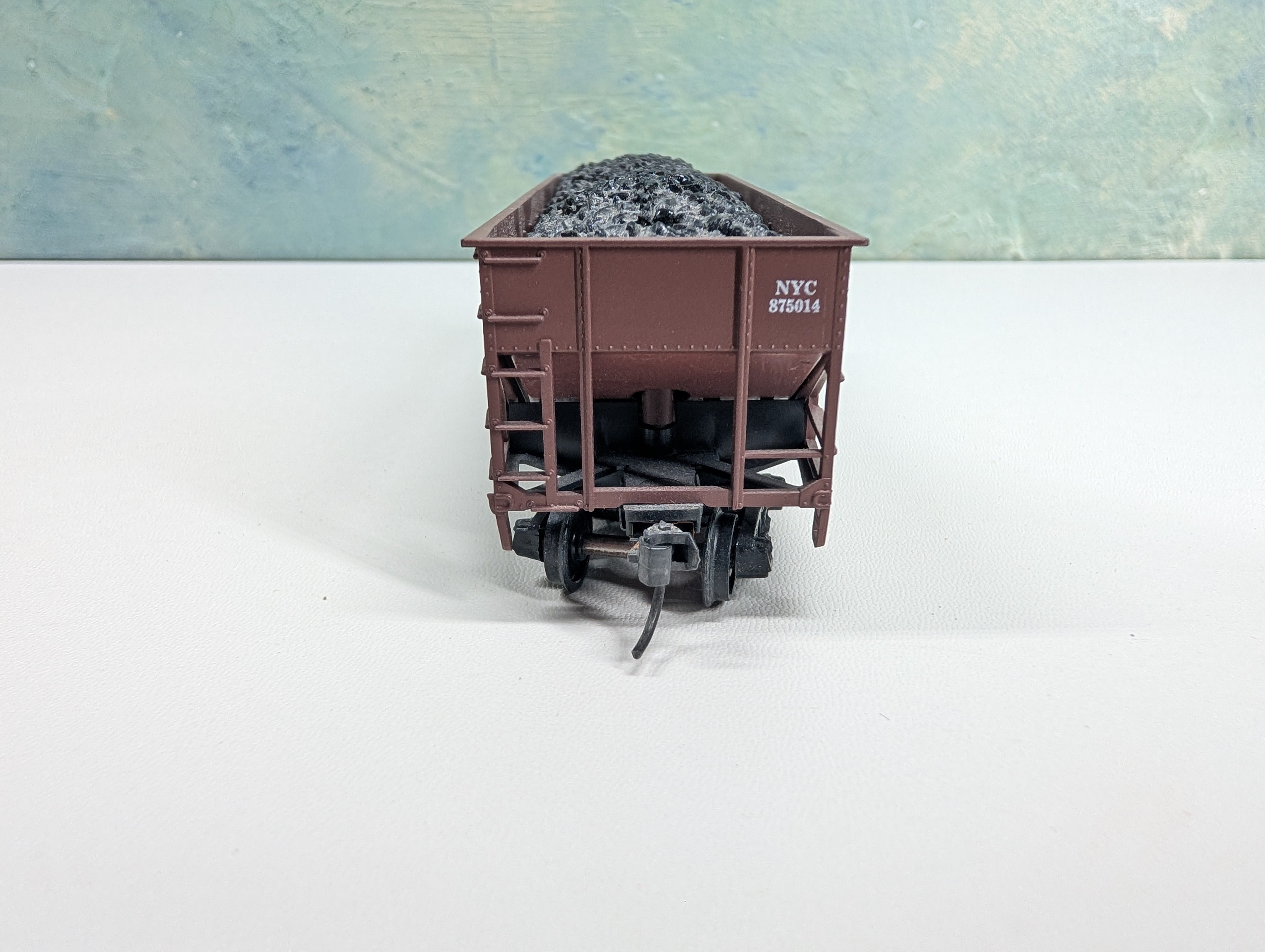 USED Athearn HO Scale 2 Bay Hopper w/ Load New York Central NYC #875014