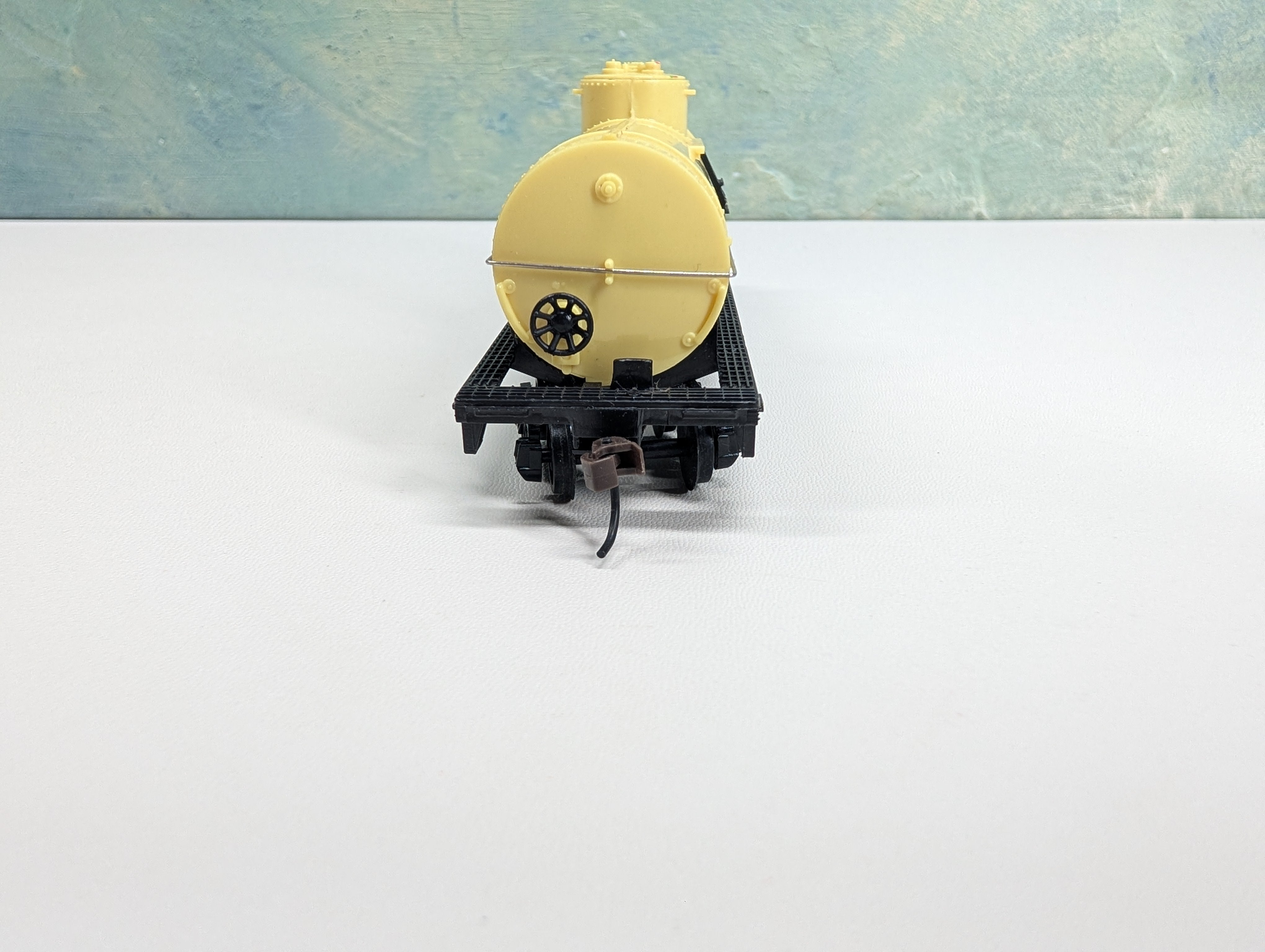 USED Bachmann HO Scale Single Dome Tank Car Penn Salt GATX #67927