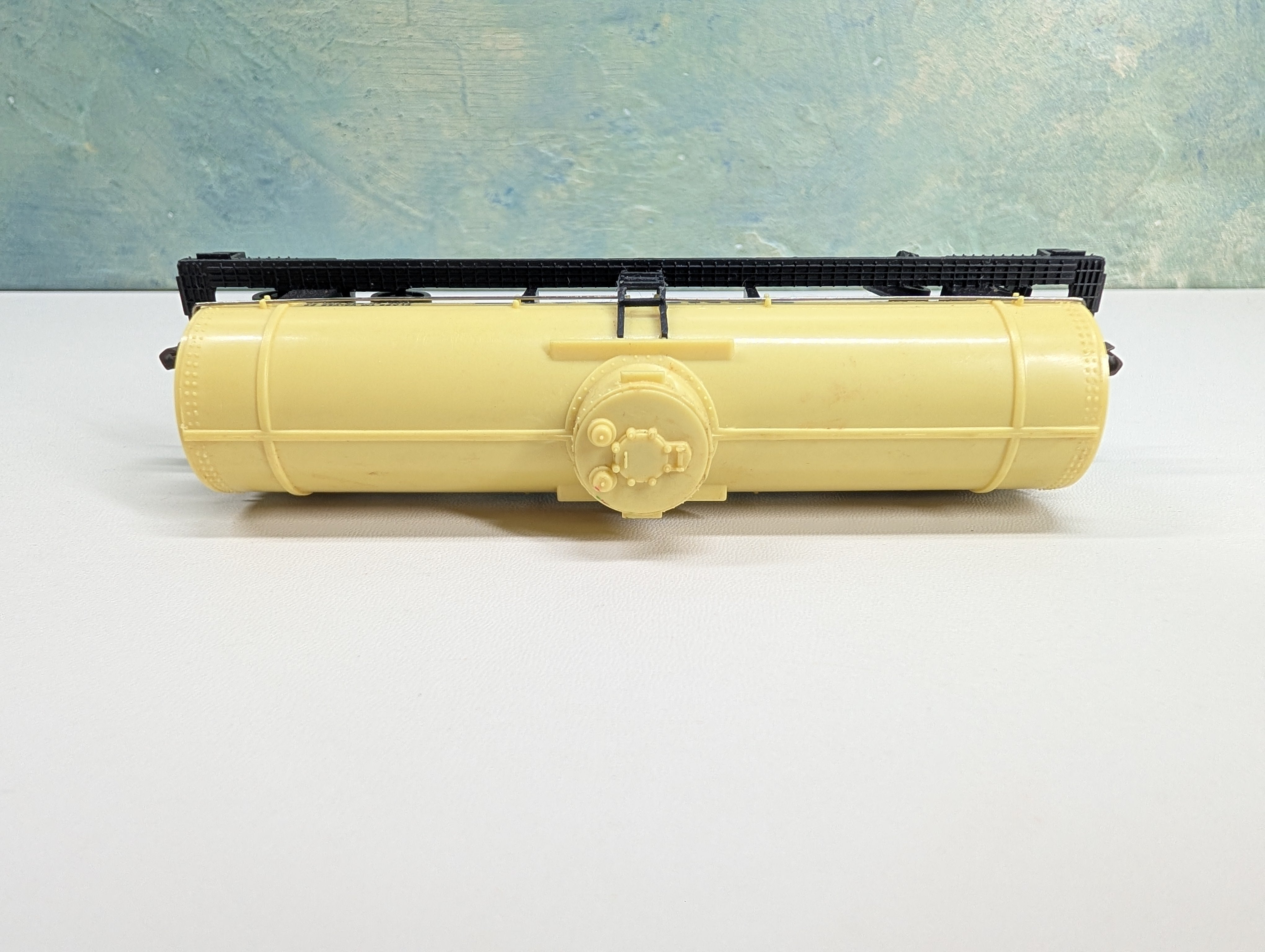 USED Bachmann HO Scale Single Dome Tank Car Penn Salt GATX #67927