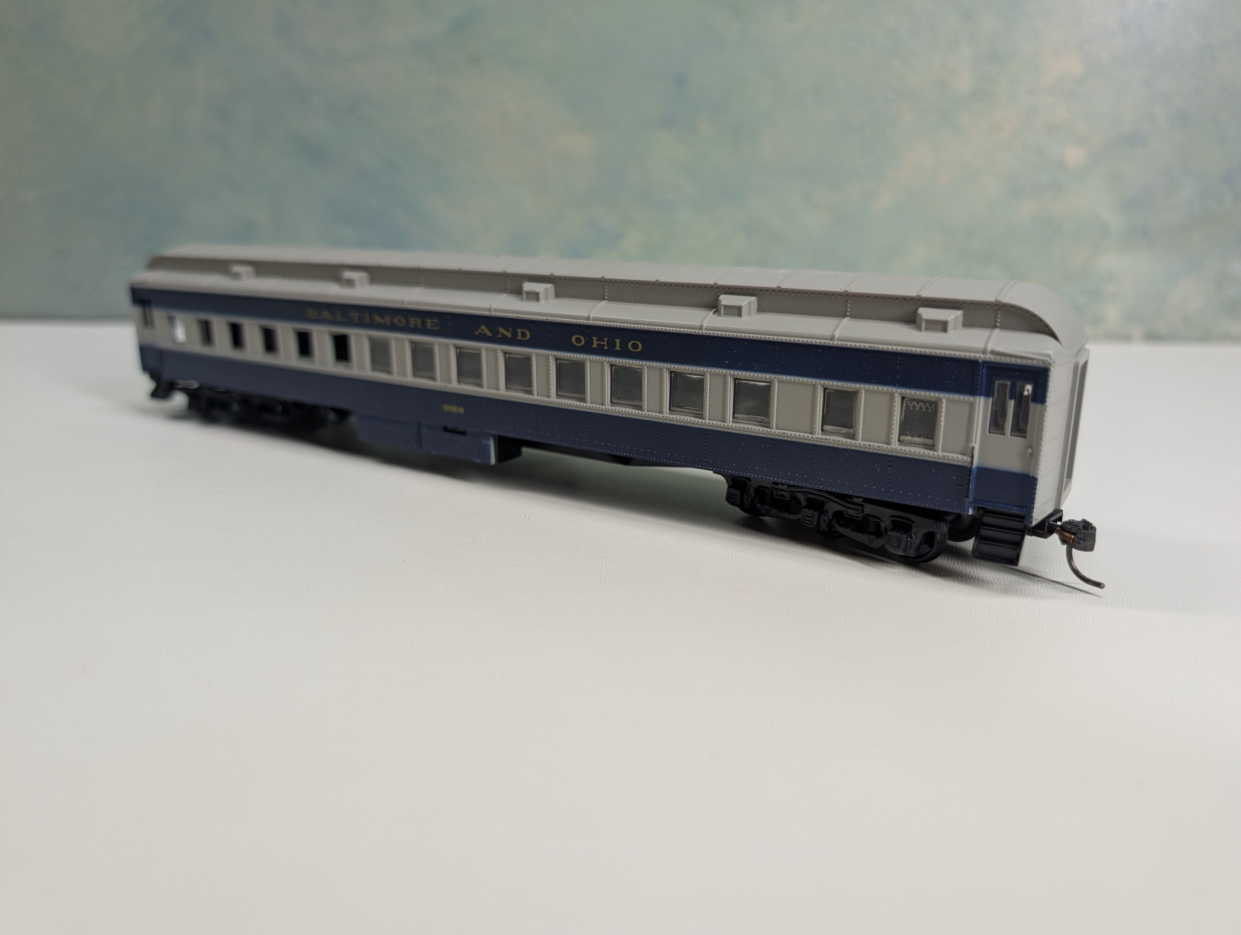 USED Athearn HO Scale Coach Passenger Car Baltimore and Ohio B&O #3609