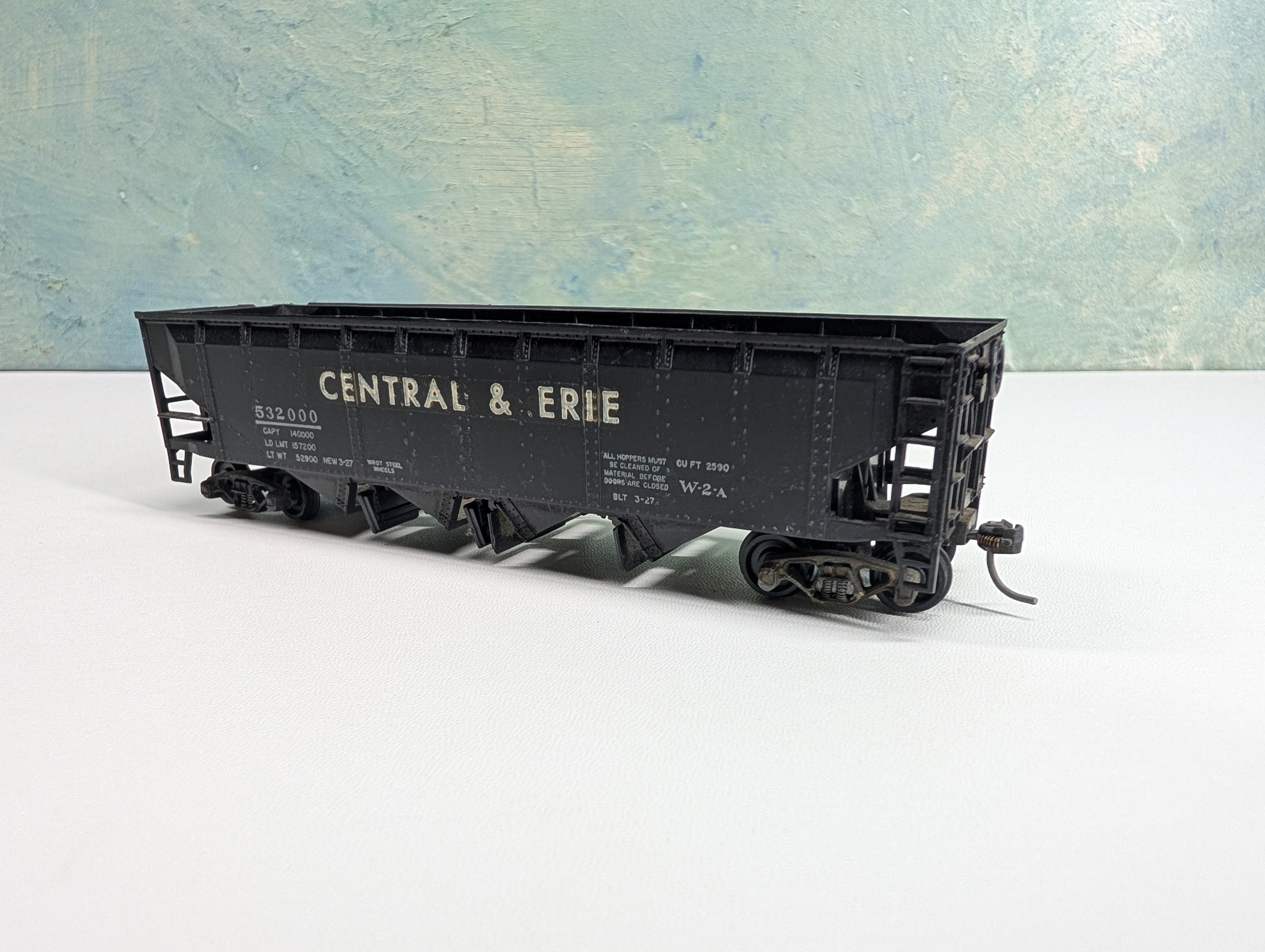 USED Athearn HO Scale Operating Quad Hopper Central & Erie #532000 Decal