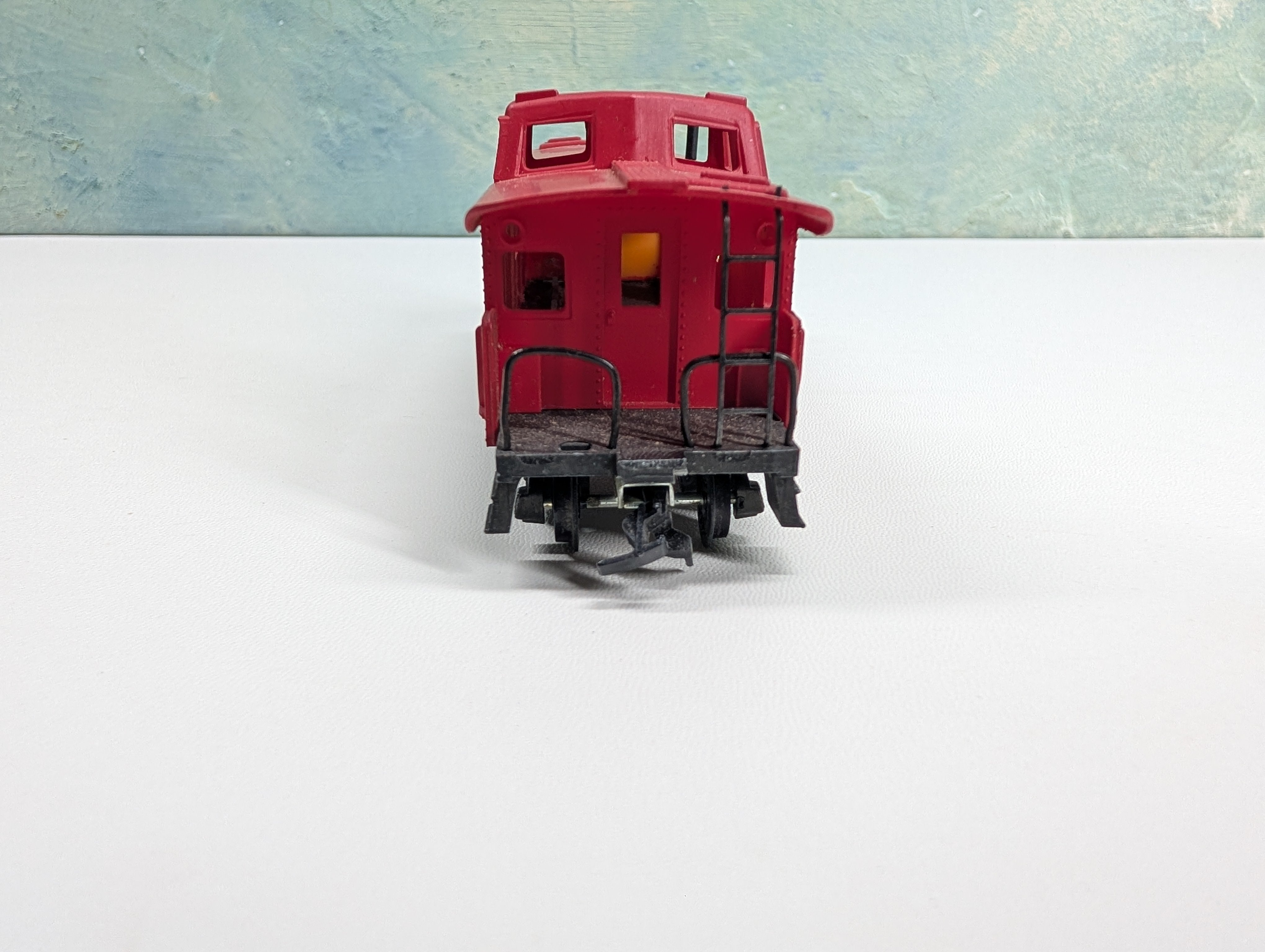 USED Mantua HO Scale Caboose Canadian Pacific CP #1592
