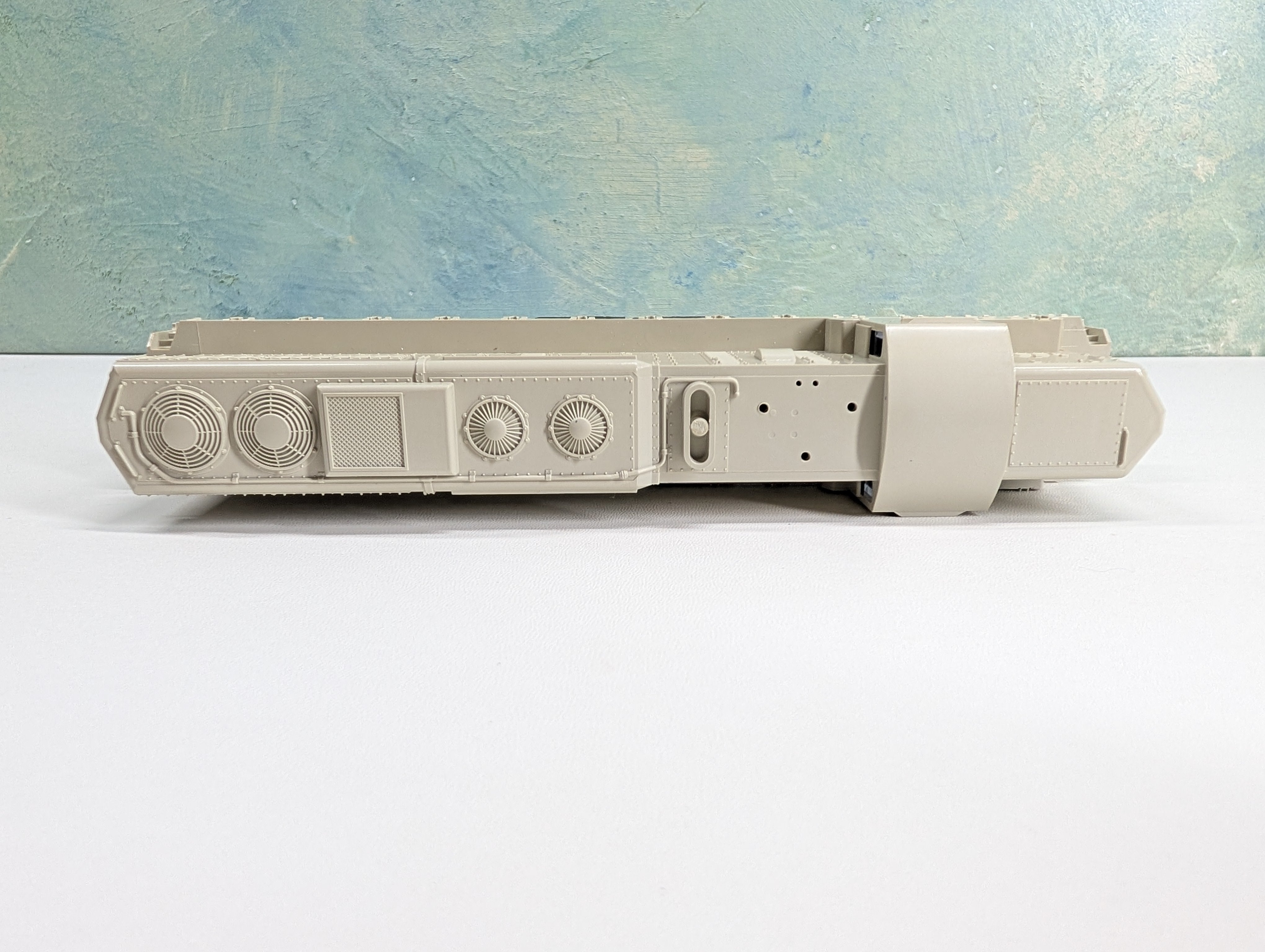 USED Con-Cor #0015-1050 HO Scale Undecorated EMD SD24 HH Runs Great DC