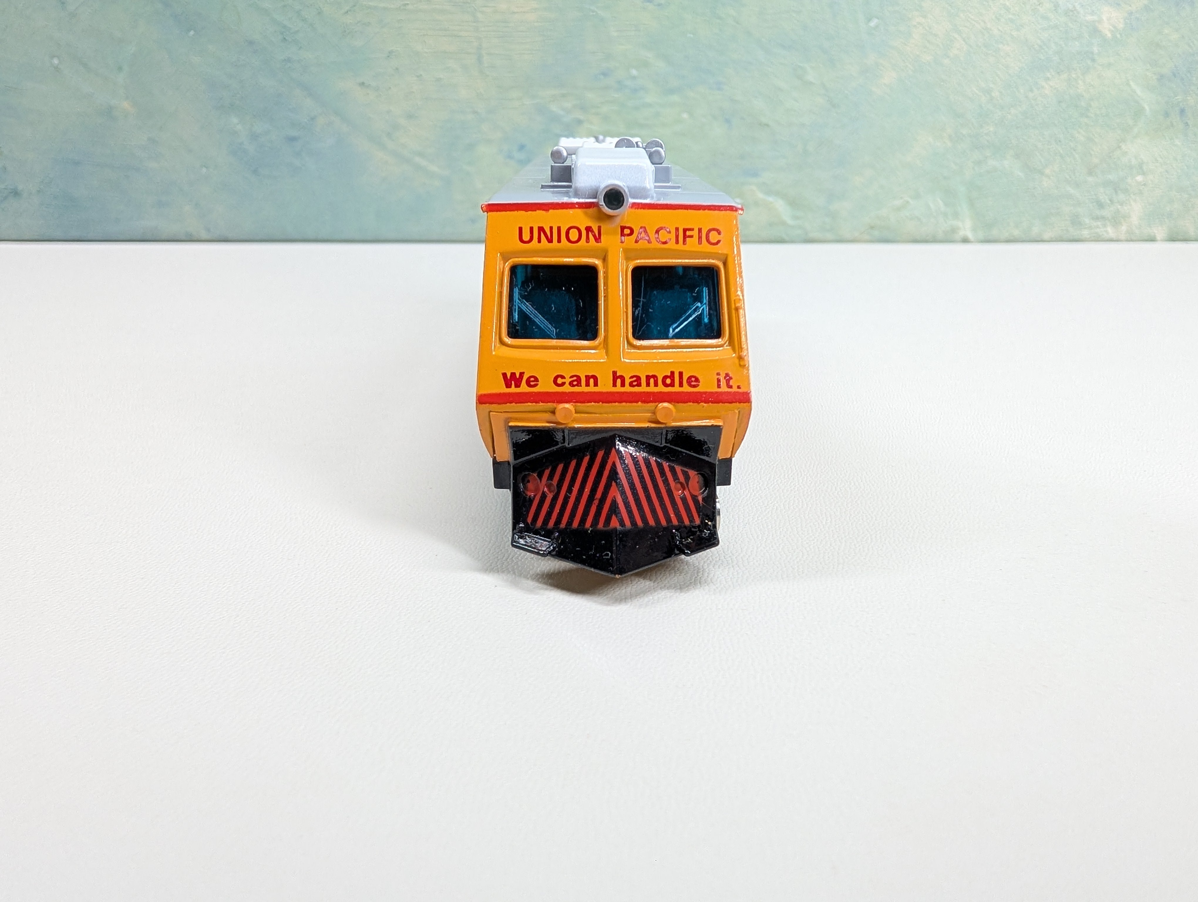 USED Bachmann 608 HO Scale Plasser EM80C Track Cleaner Diesel Locomotive Tested! DC