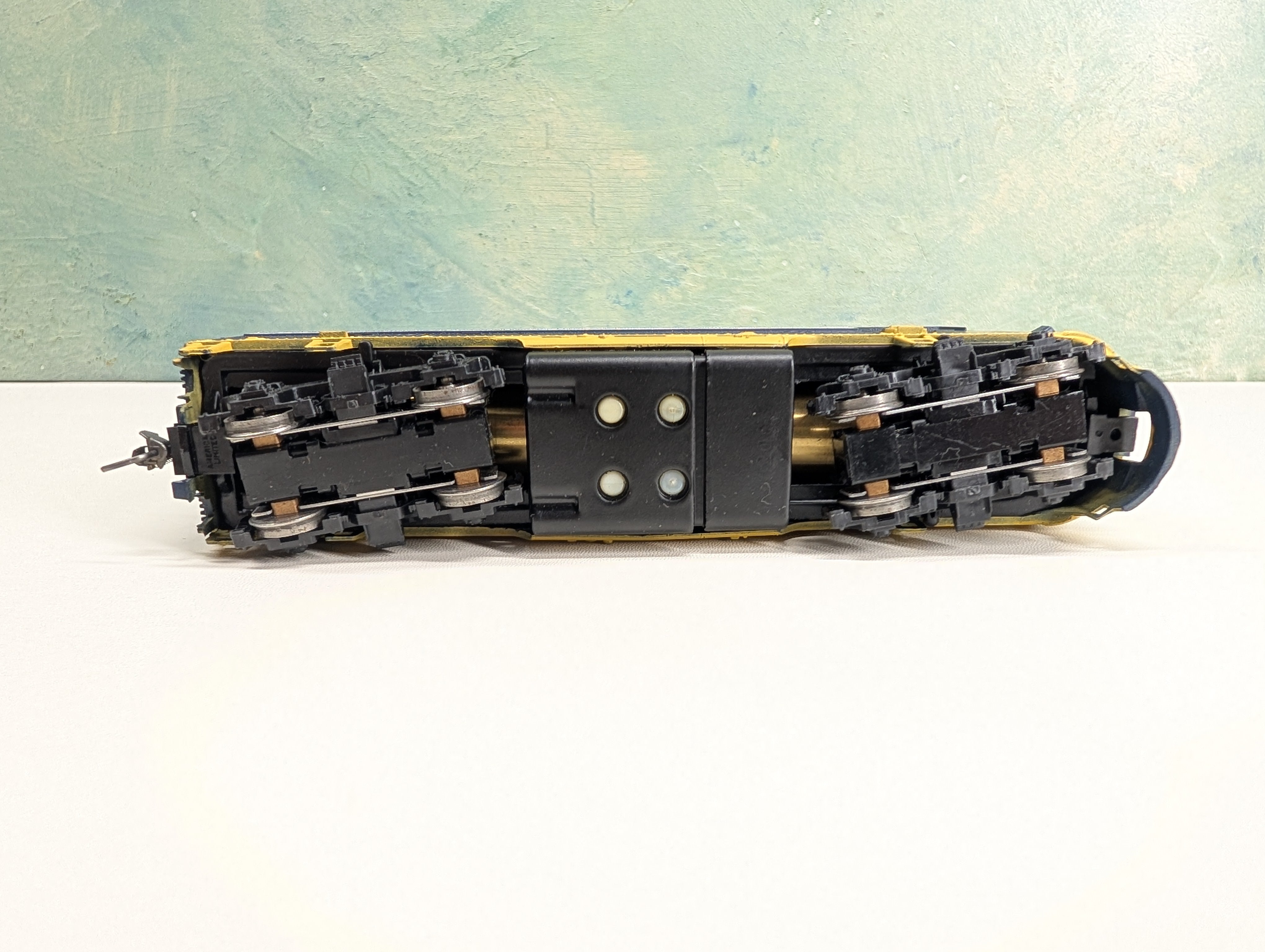 USED Athearn 3227 HO Scale F7A Super Power Diesel Locomotive Chesapeake and Ohio C&O #7036 Runs Great DC