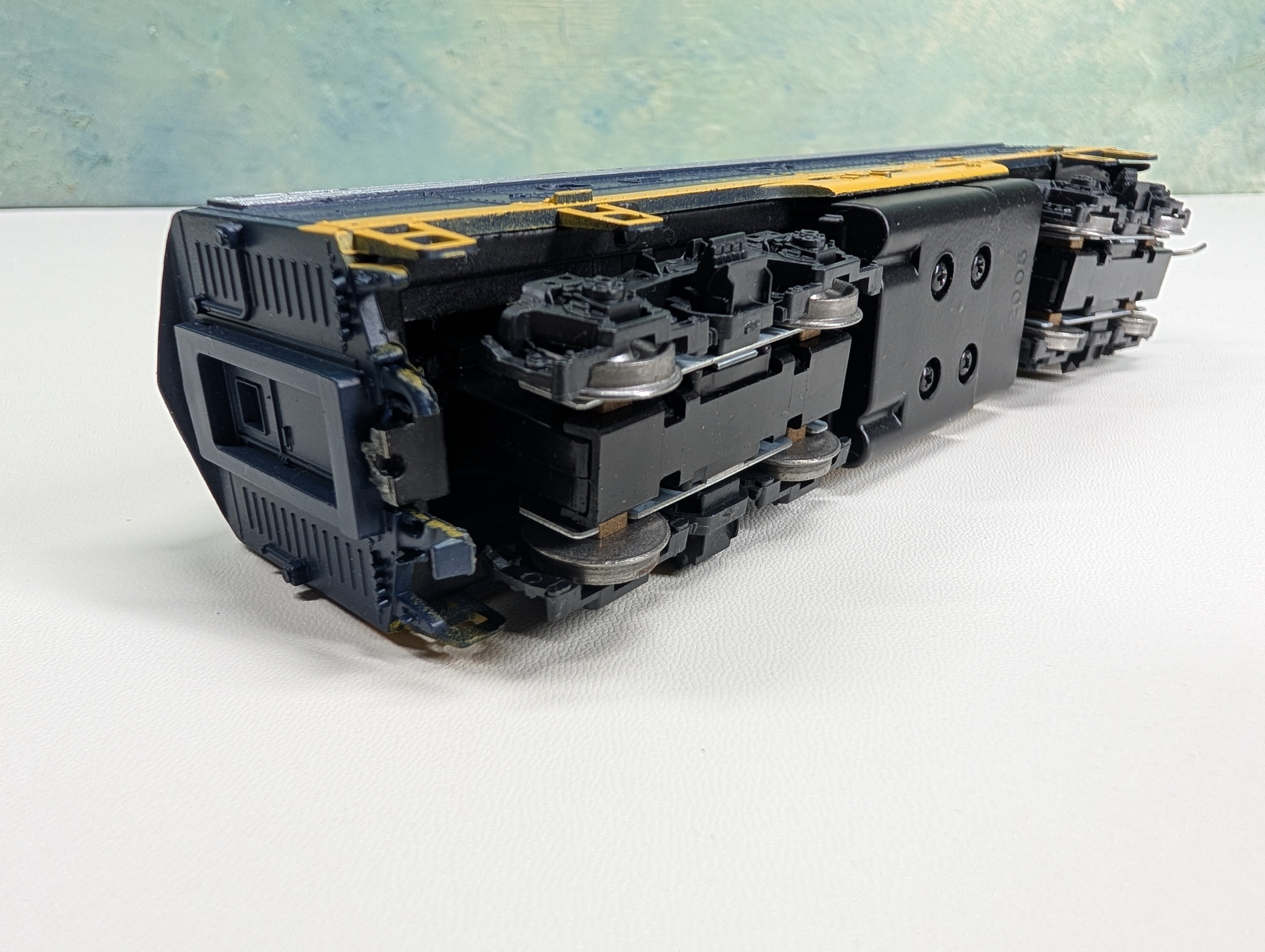 USED Athearn 3228 HO Scale F7B Super Power Diesel Locomotive Chesapeake and Ohio C&O #7512 Runs Great DC