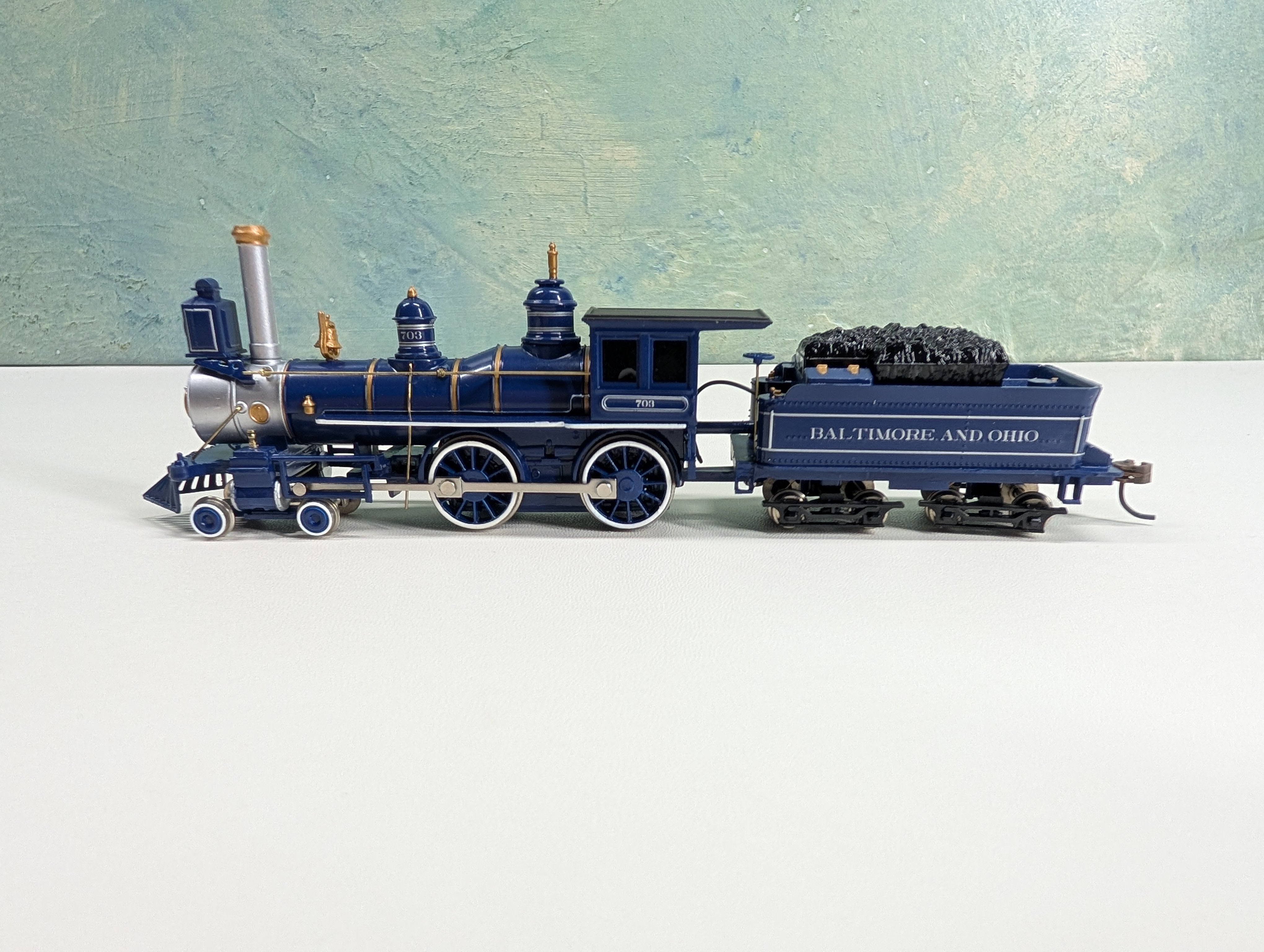 USED Bachmann 51144 HO Scale American 4-4-0 Steam Locomotive 1890's Baltimore and Ohio B&O #703 Runs Great DC