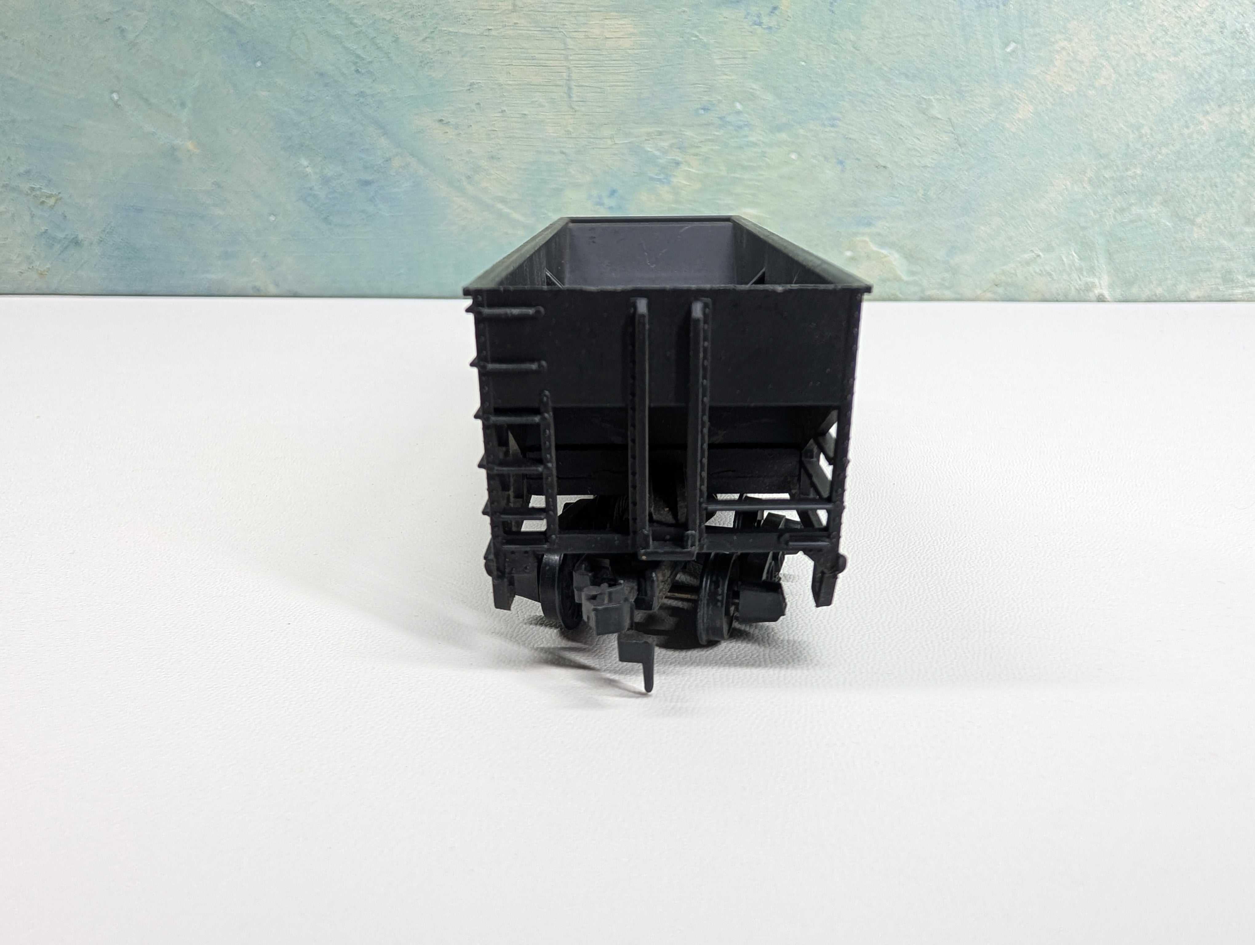 USED Tyco HO Scale 2 Bay Operating Hopper Reading RDG #65950