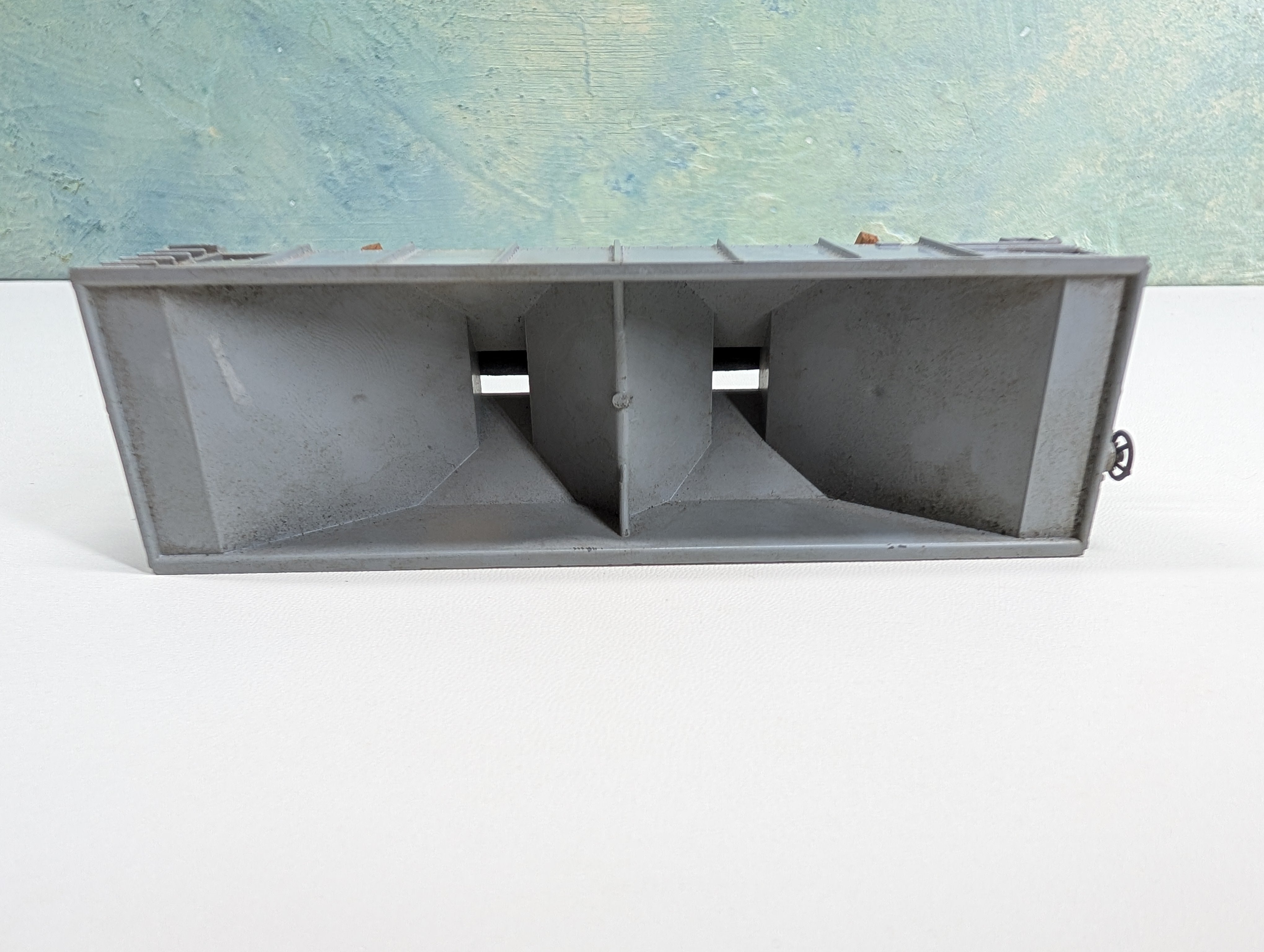 USED Tyco HO Scale 2 Bay Operating Hopper Undecorated Gray Custom