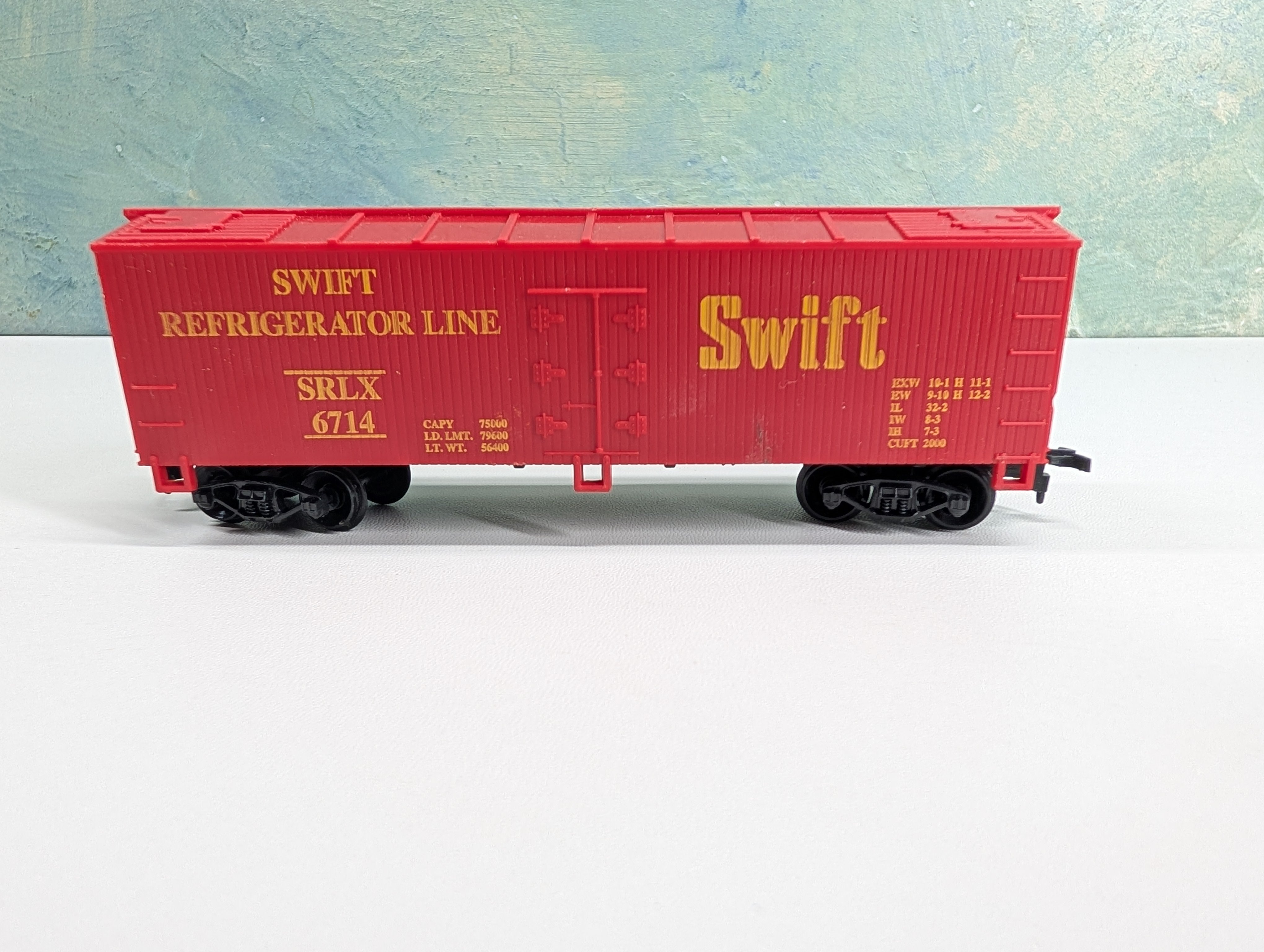 USED Life-Like HO Scale 38' Wooden Reefer Box Car Swift Refrigerator Line SRLX #6714