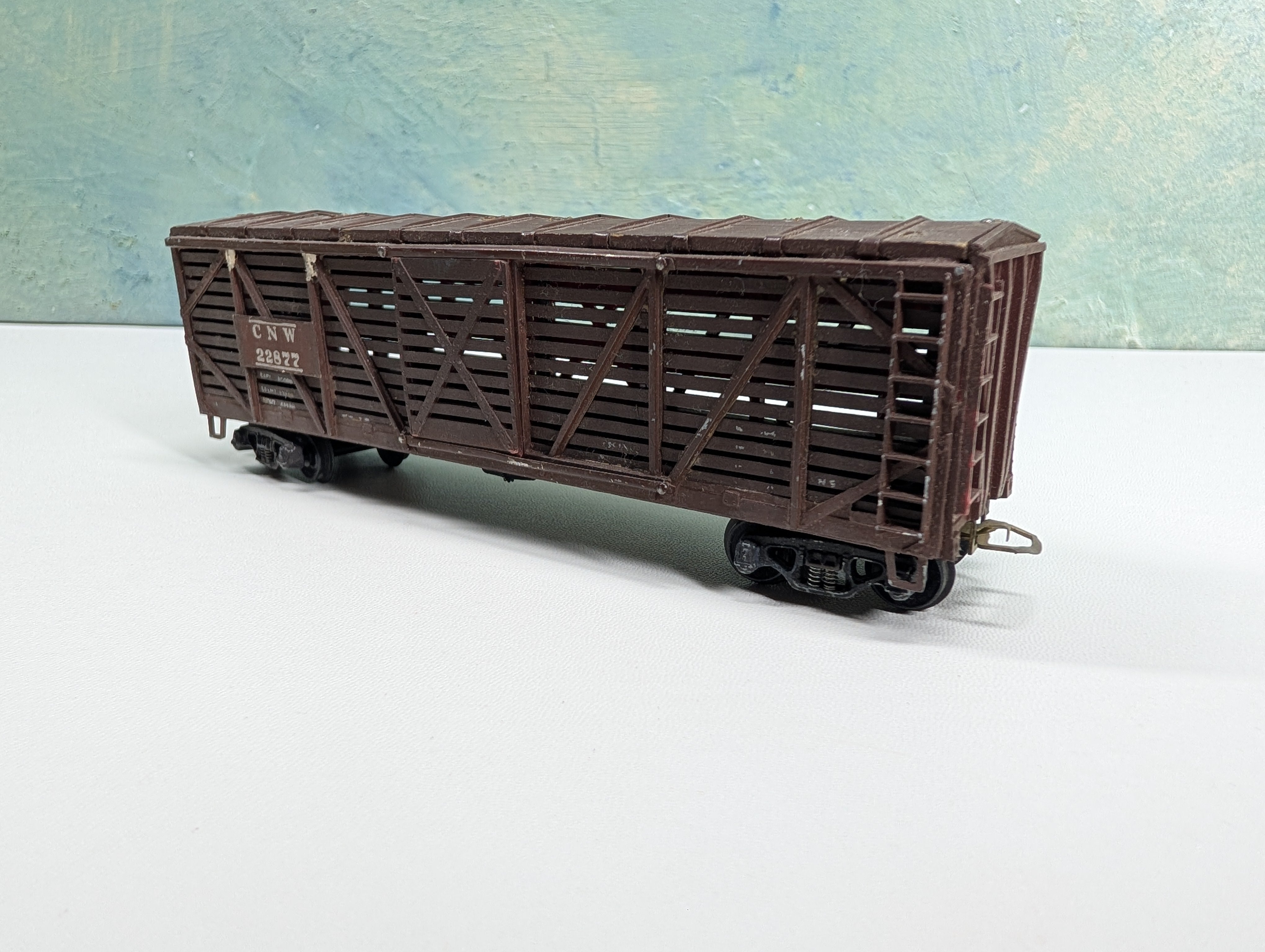 USED HO Scale Assembled Wood Kit 40' Cattle Livestock Car Chicago & North Western CNW #22877
