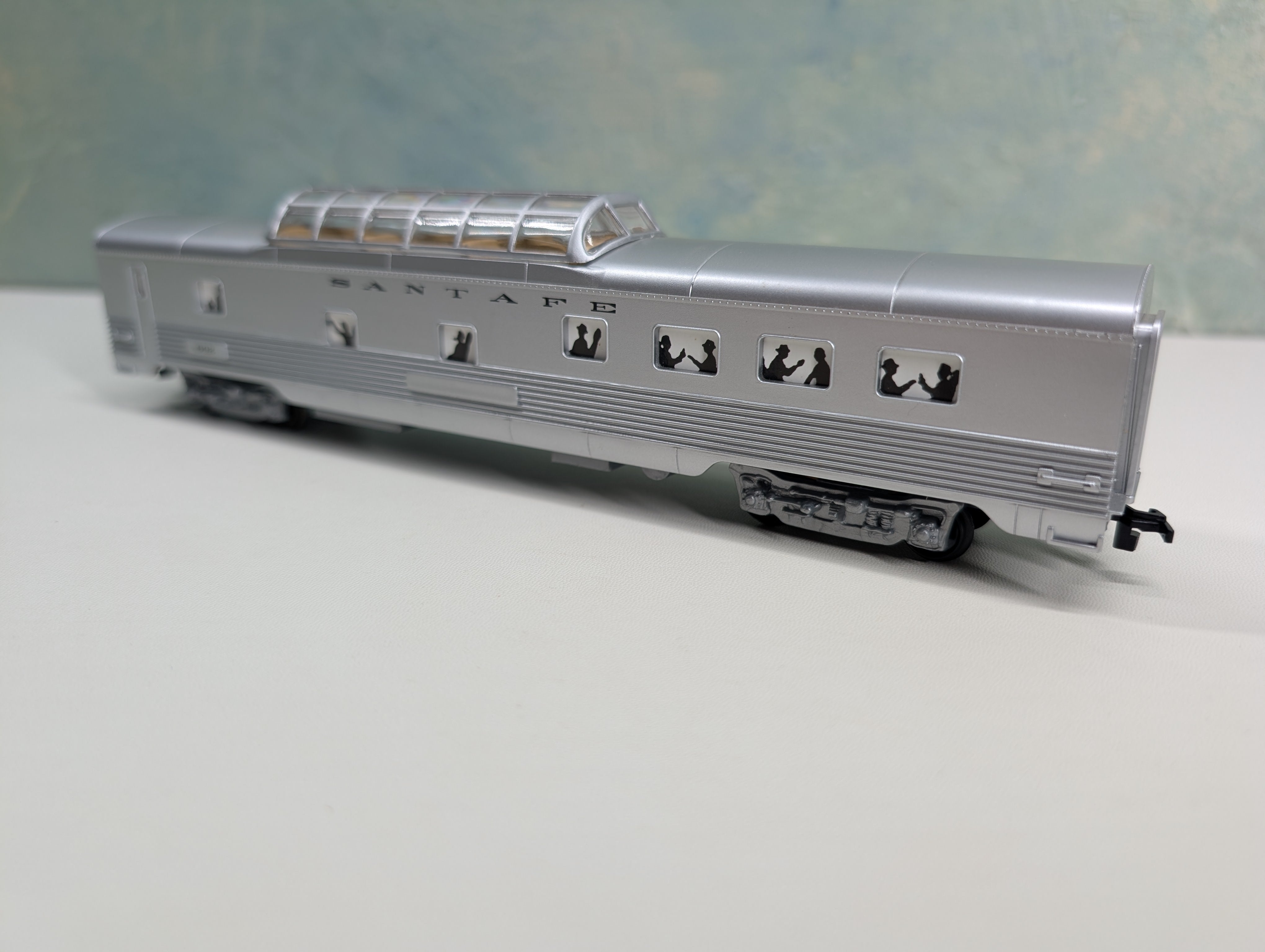 USED Life-Like HO Scale Dome Passenger Car Santa Fe #602