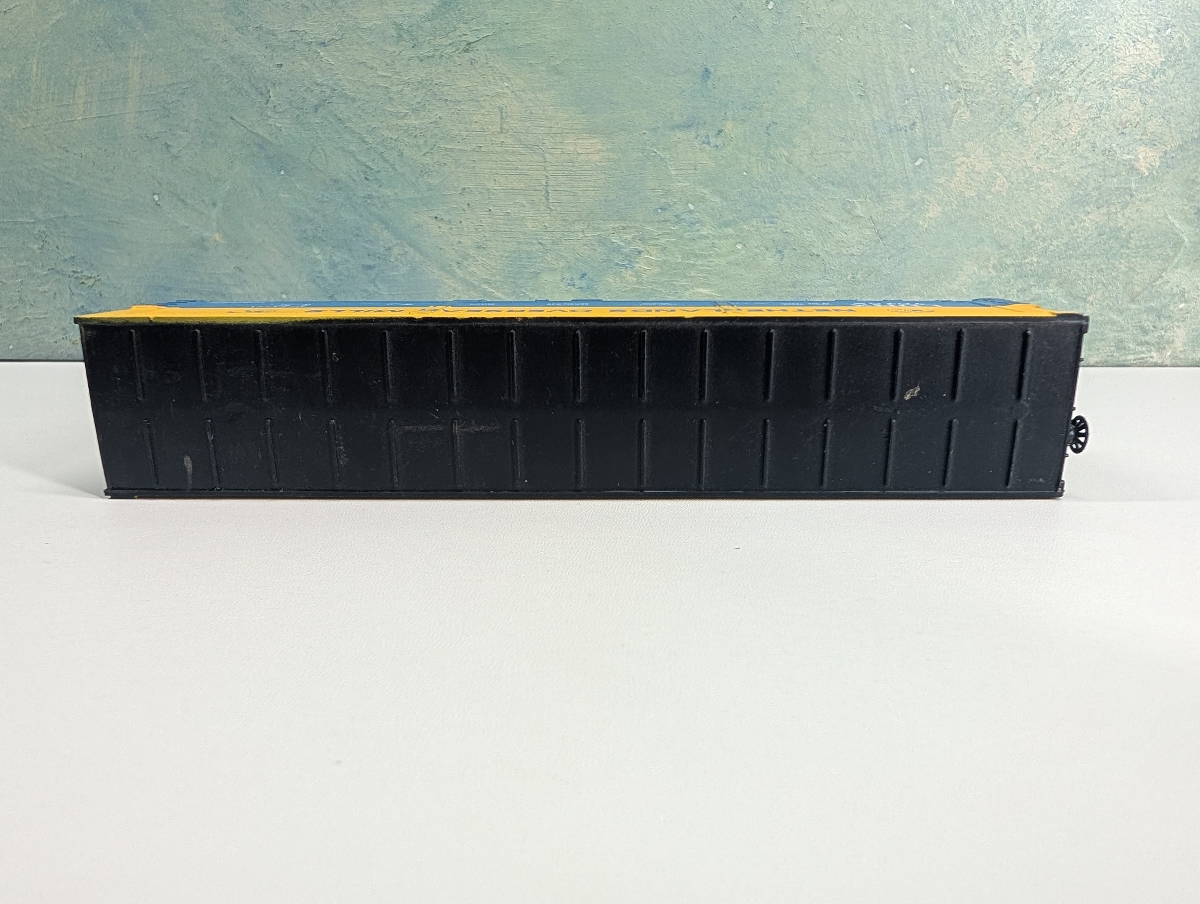 USED Bachmann HO Scale 55' All Door Box Car Netherlands Overseas Mills LUNX #70254