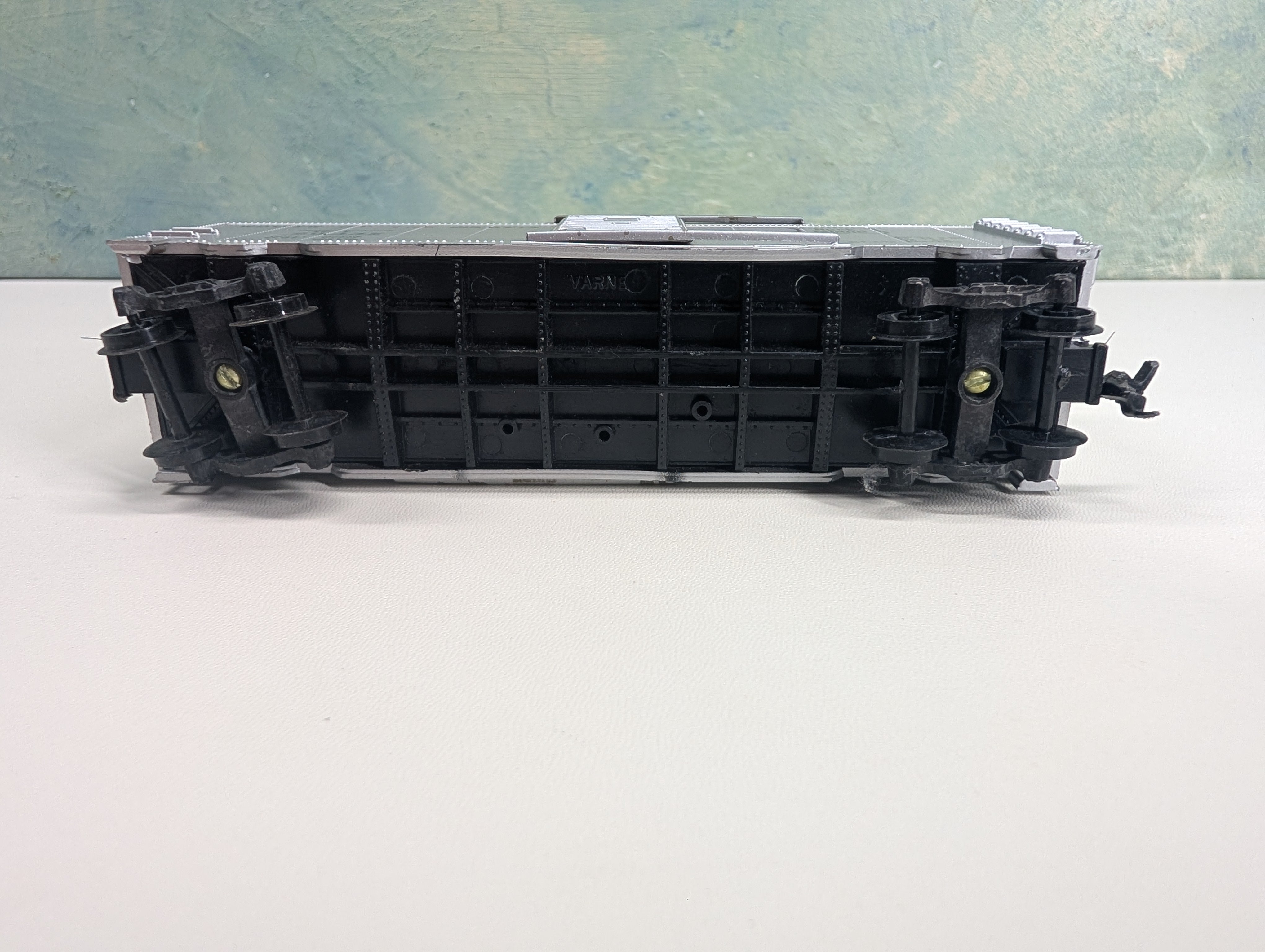 USED Varney HO Scale 40' Box Car Rock Island RI #20437
