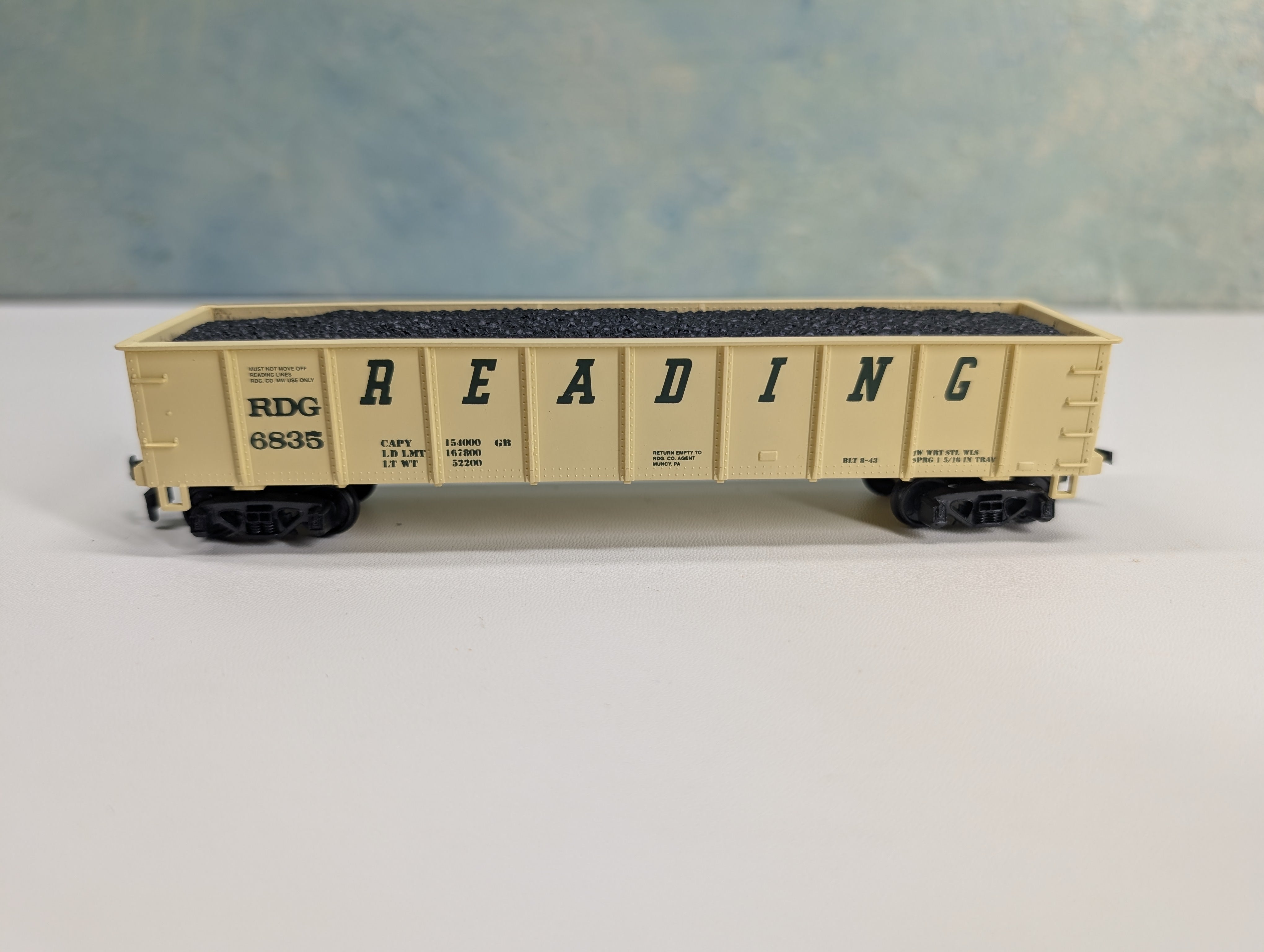 USED Mantua HO Scale Heavy 43' Gondola Reading RDG #6835